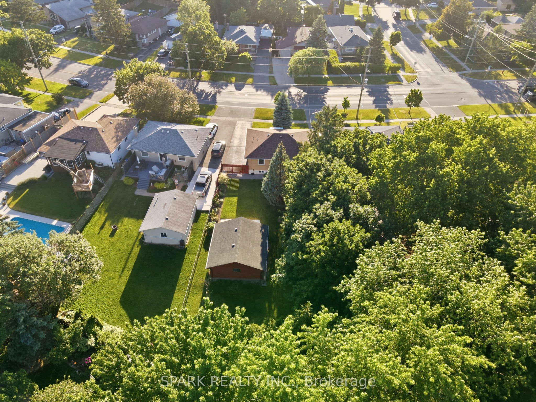 416 Delrex Boulevard Property Photo 49