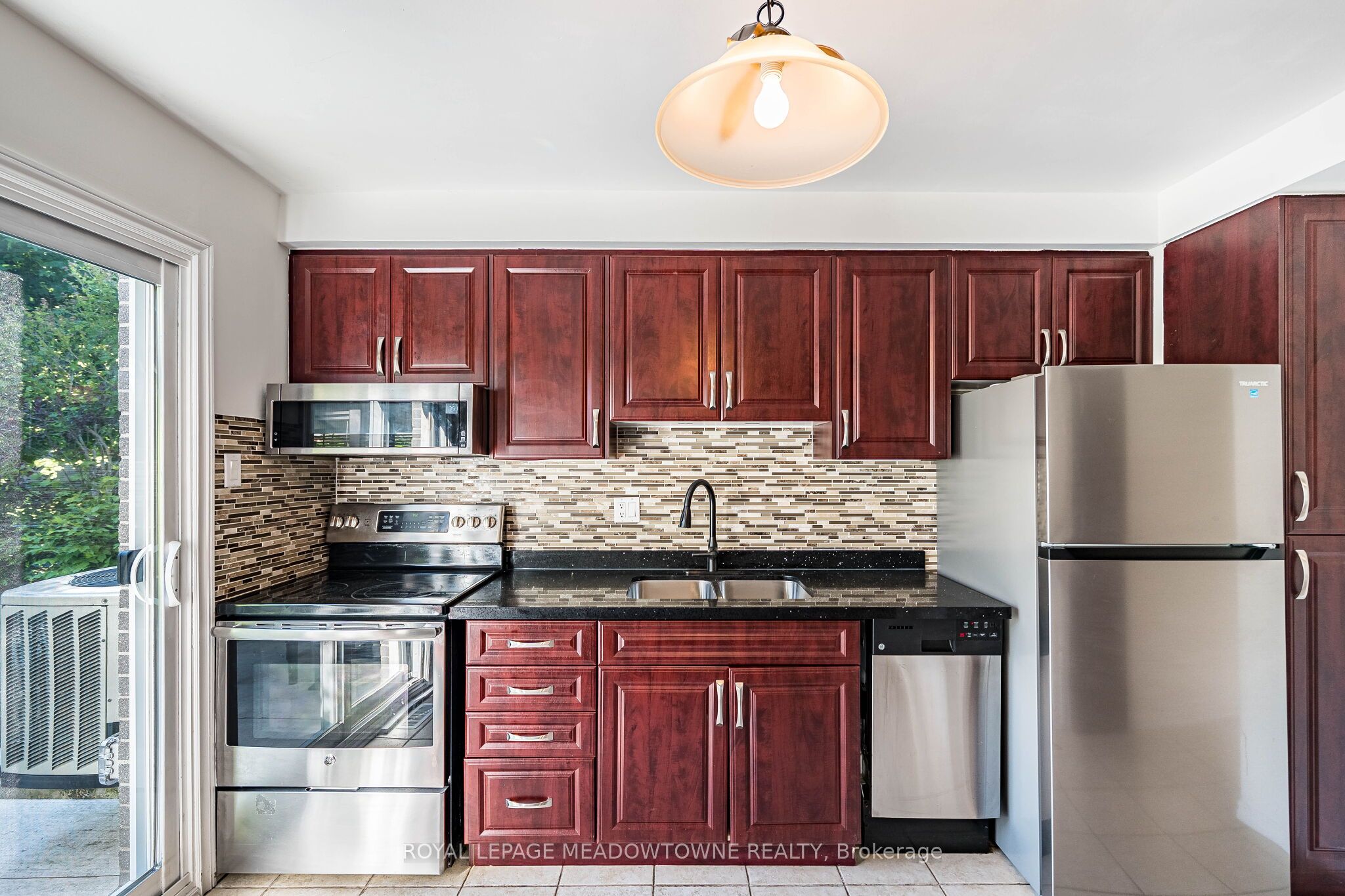 2155 Pashak Court Property Photo 10