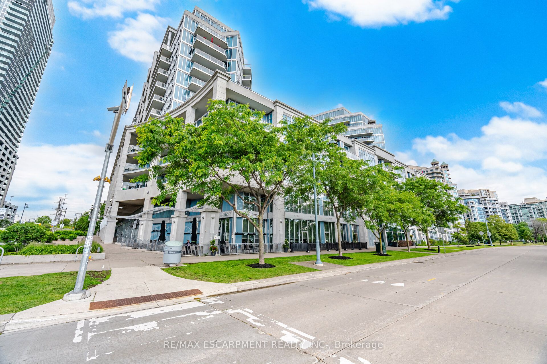 58 Marine Parade Drive 330 Property Photo 3