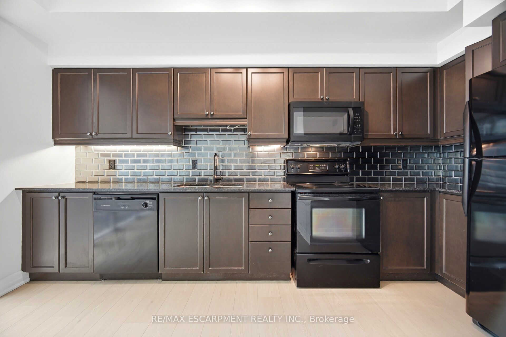 58 Marine Parade Drive 330 Property Photo 13