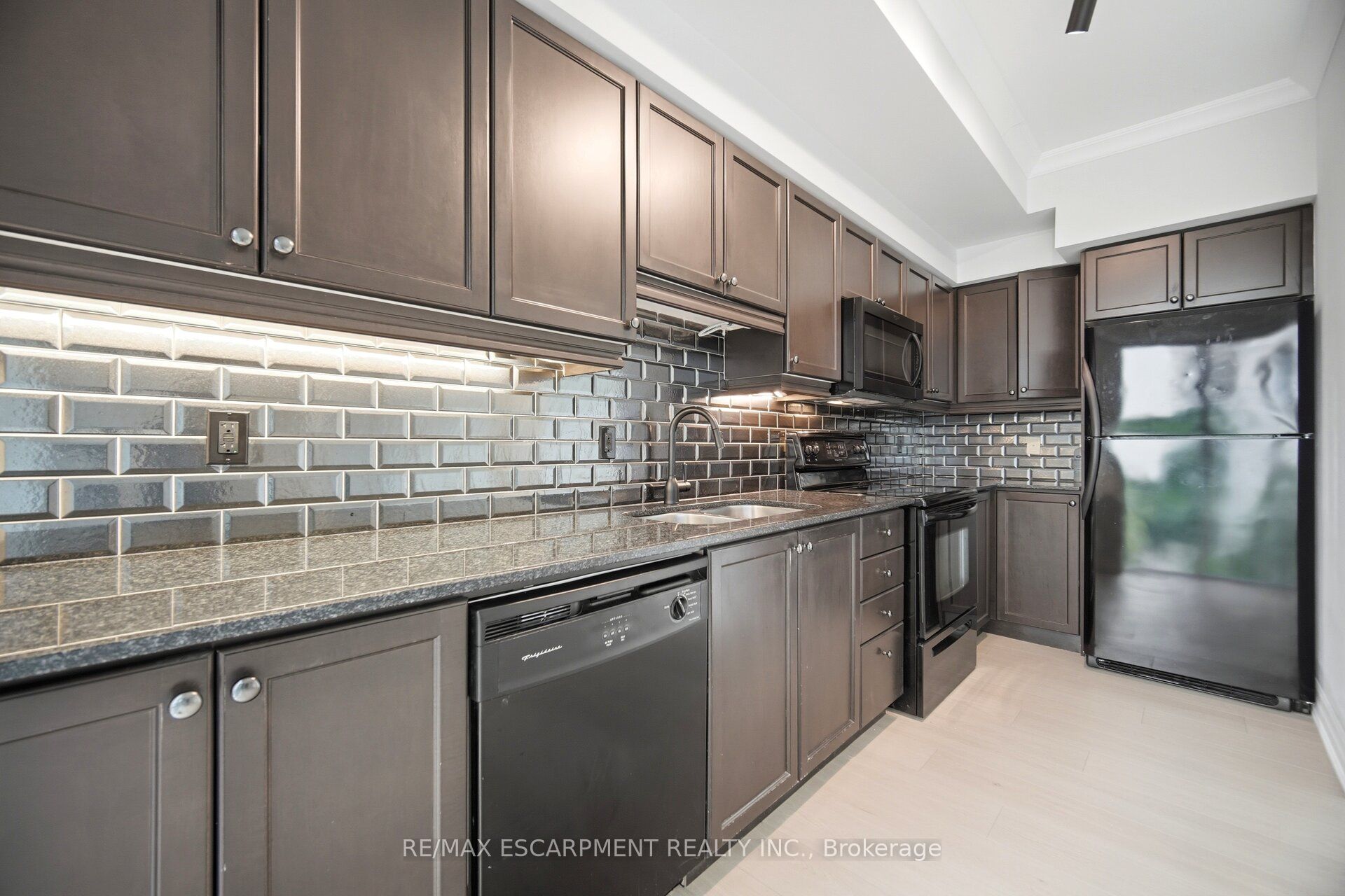 58 Marine Parade Drive 330 Property Photo 14