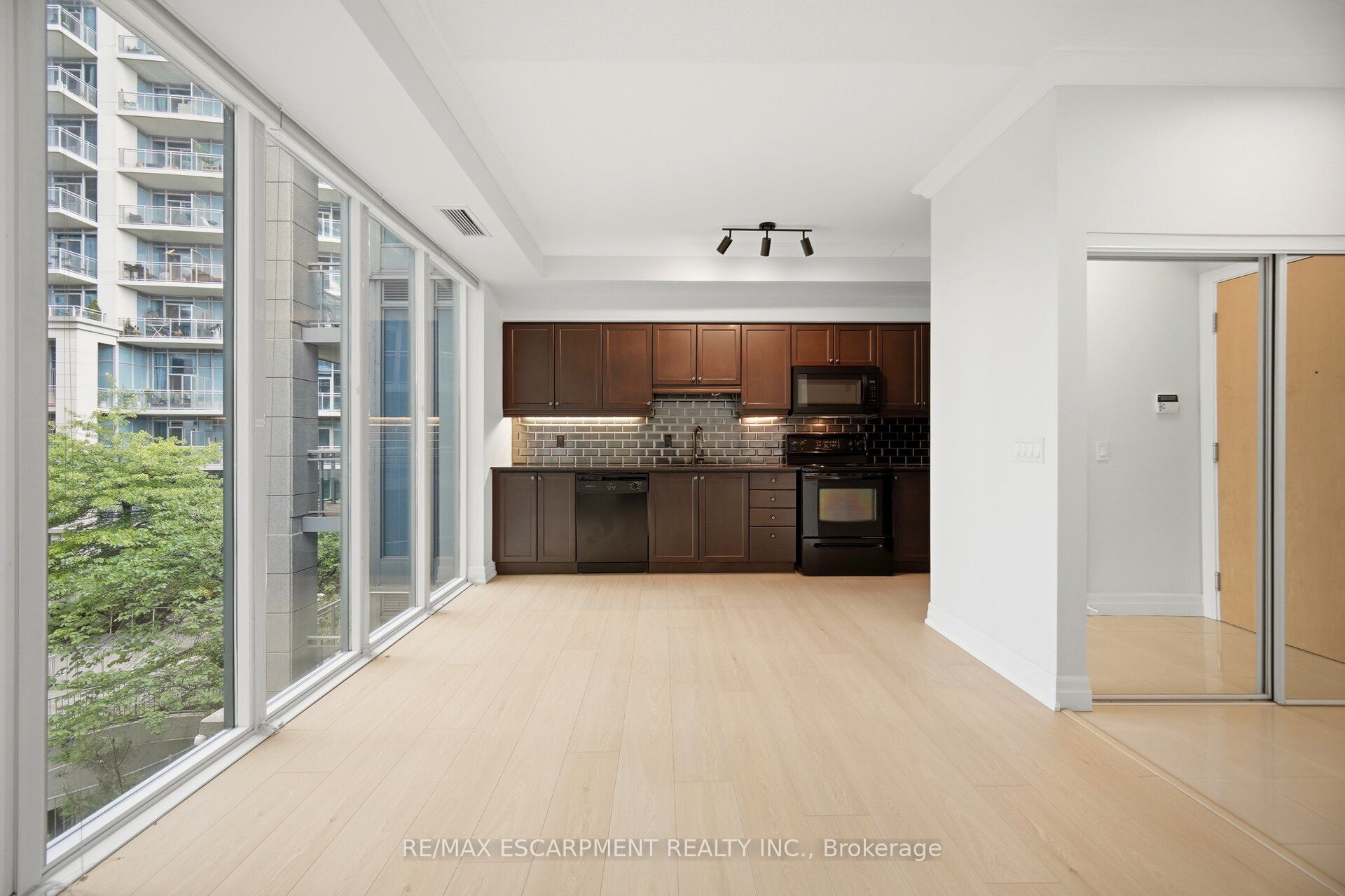 58 Marine Parade Drive 330 Property Photo 16
