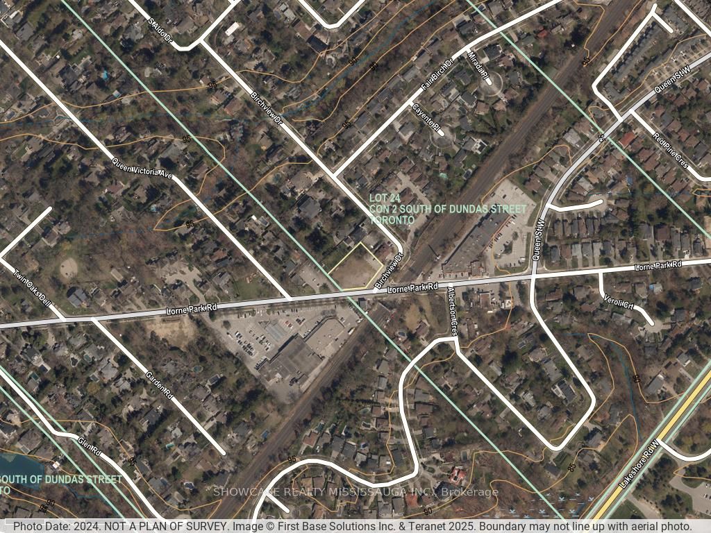 1139 Lorne Park Road Property Photo 3