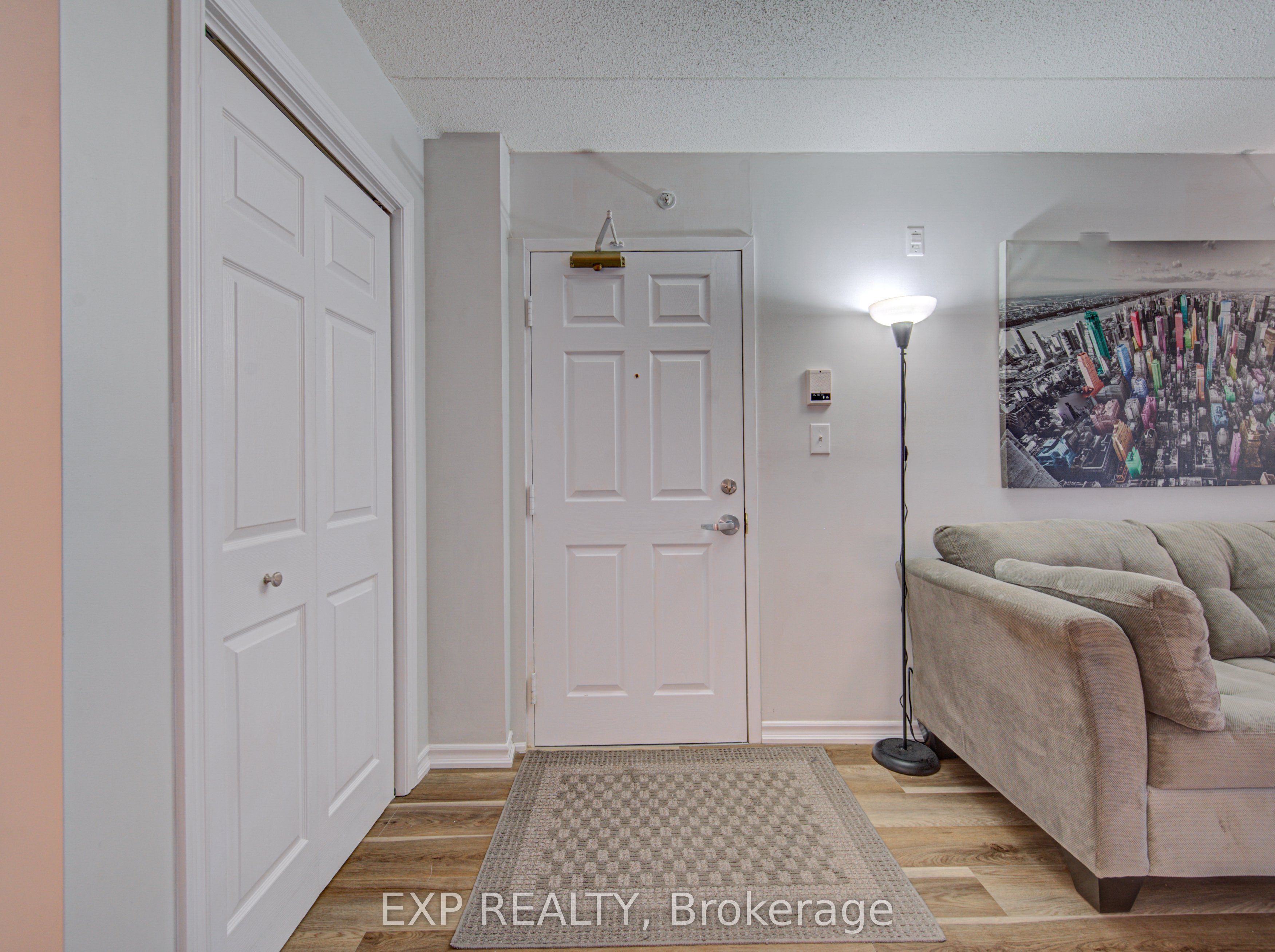 1490 Bishops Gate 106 Property Photo 5