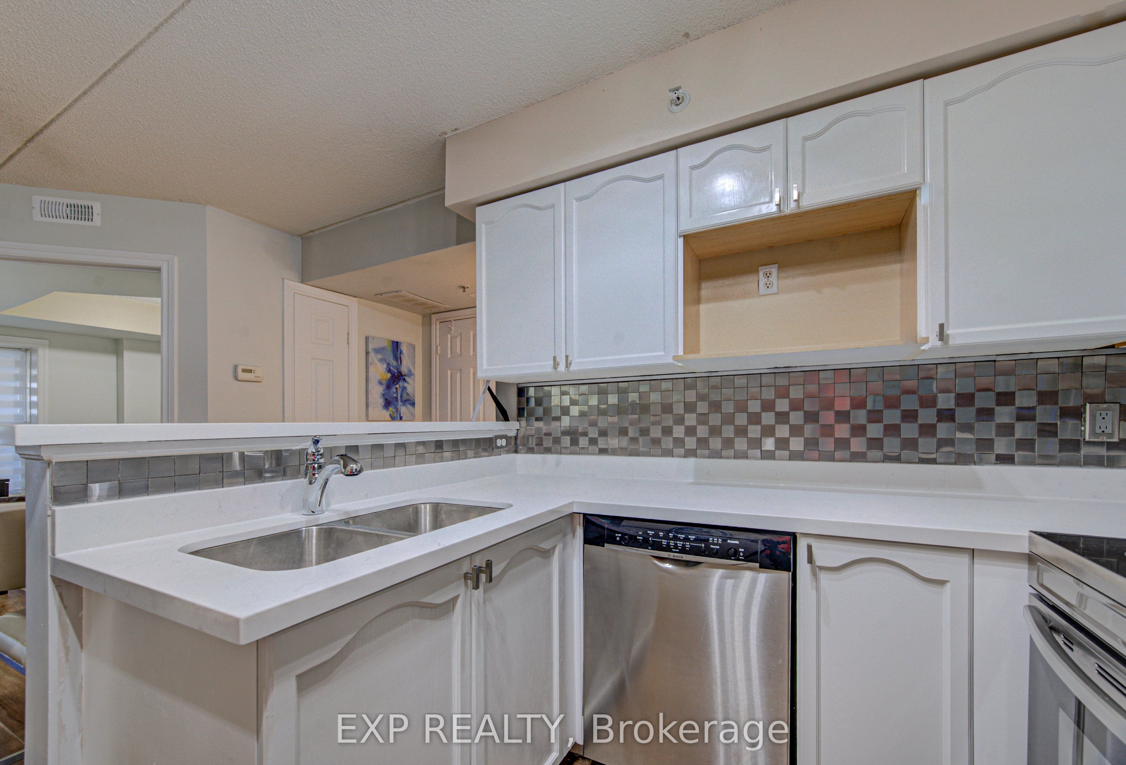 1490 Bishops Gate 106 Property Photo 12