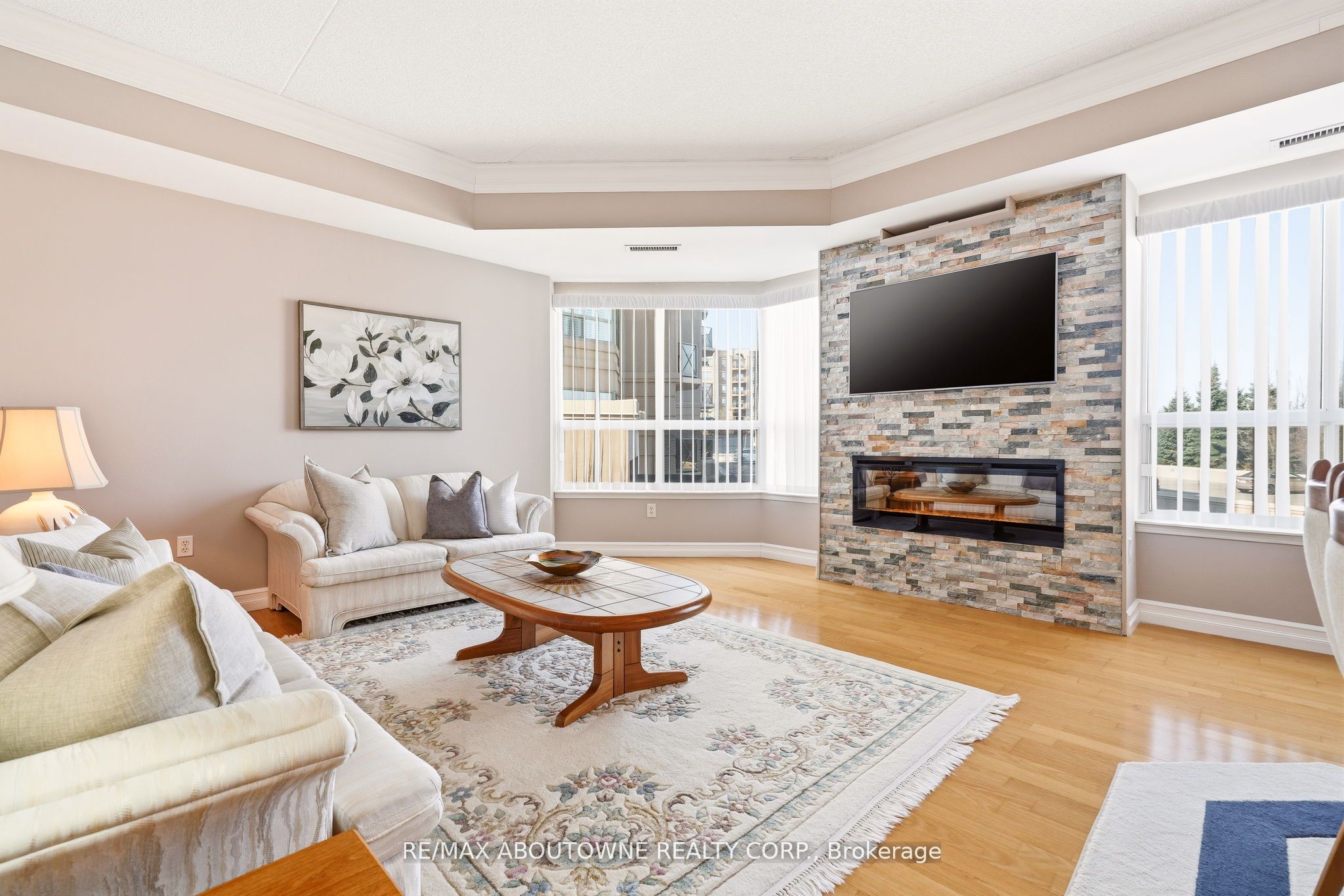 2085 Amherst Heights 209 Property Photo 15