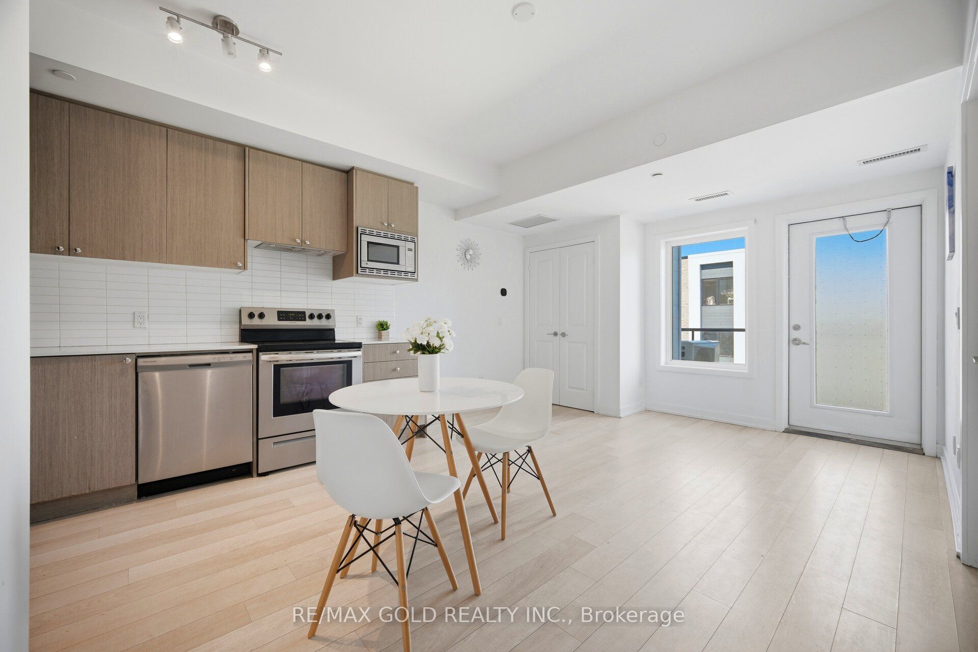 155 Downsview Park Boulevard 204 Property Photo 7