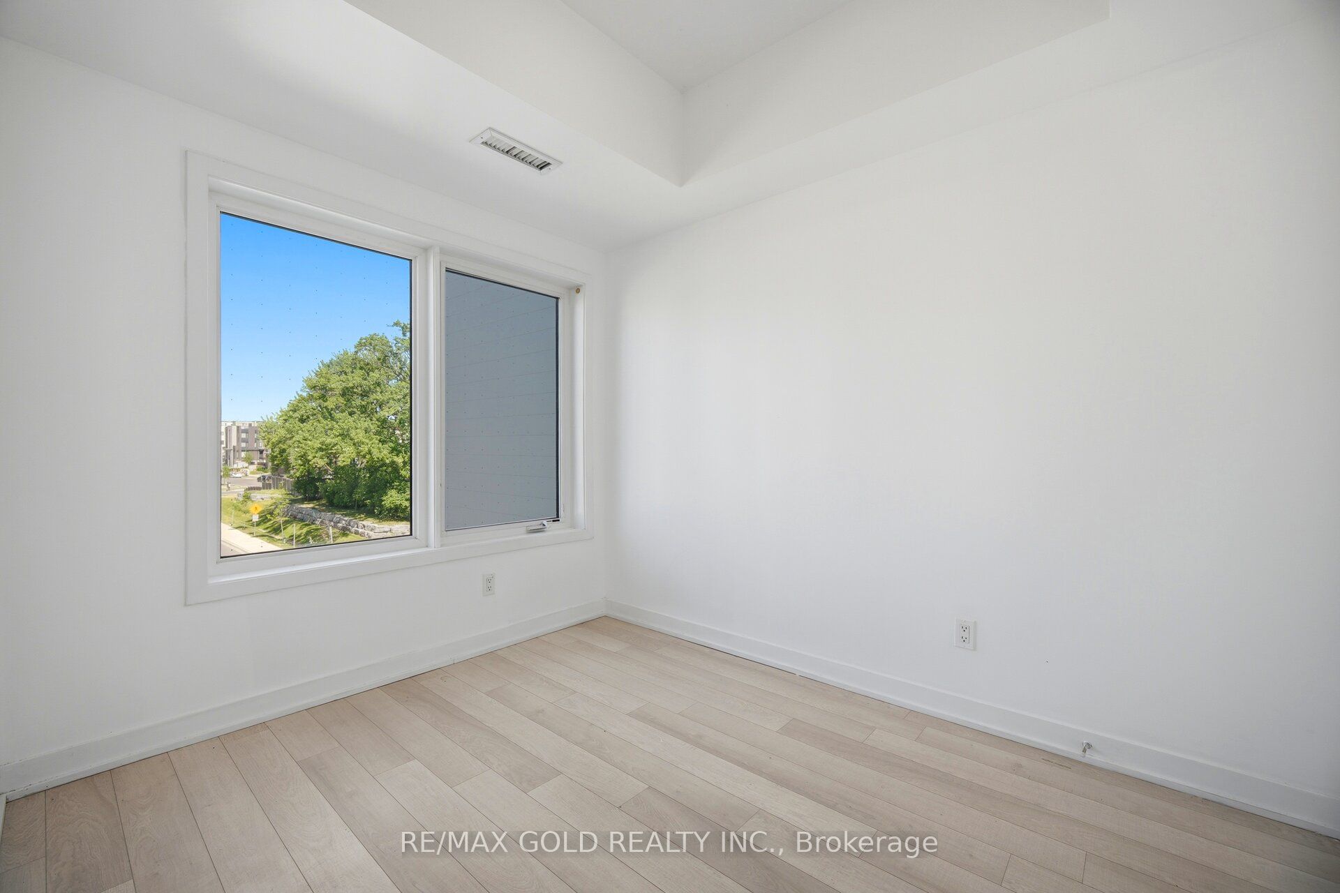 155 Downsview Park Boulevard 204 Property Photo 16