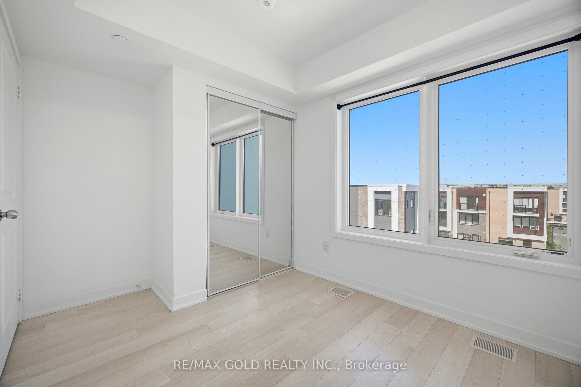 155 Downsview Park Boulevard 204 Property Photo 28