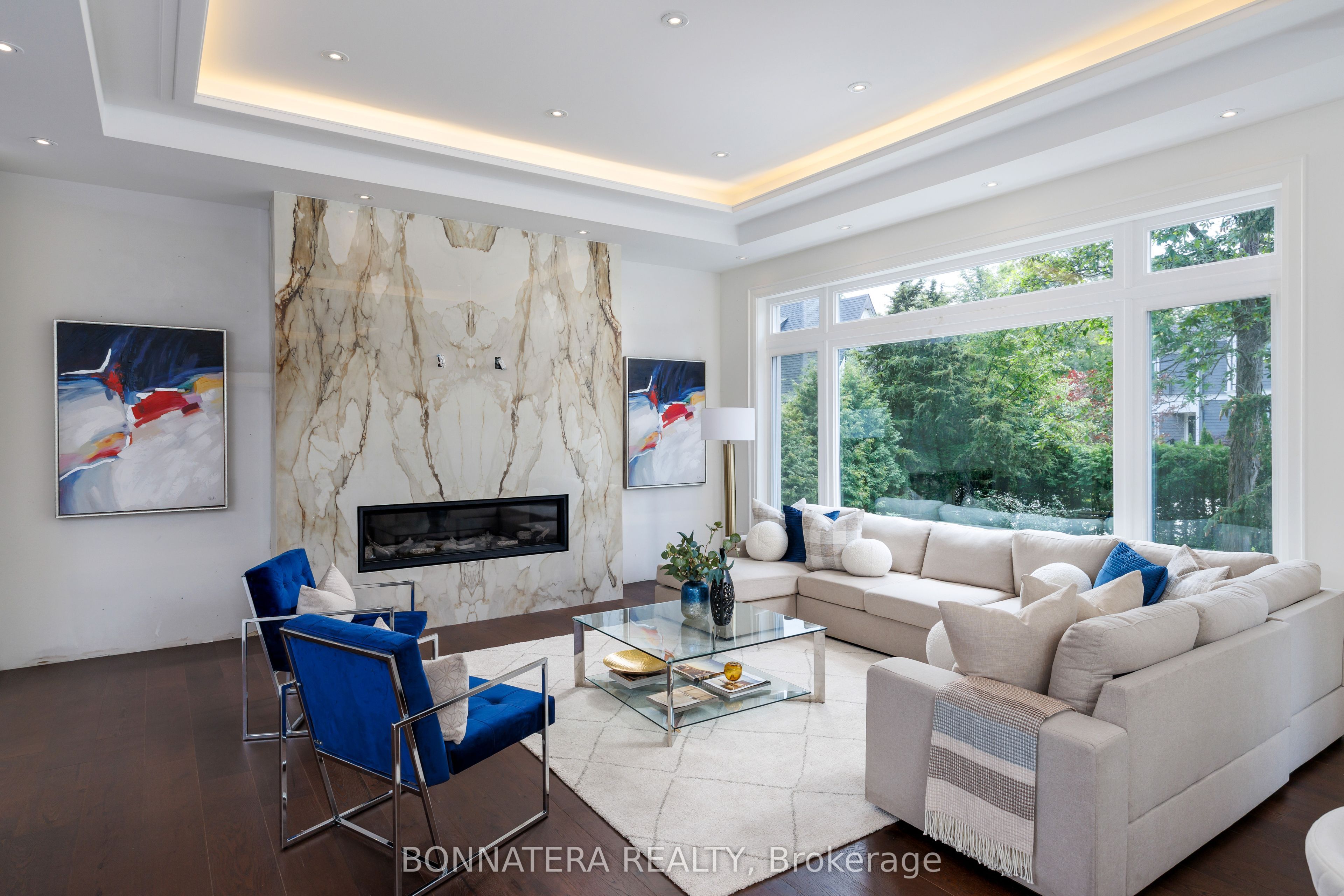 1042 Bridge Road Property Photo 9