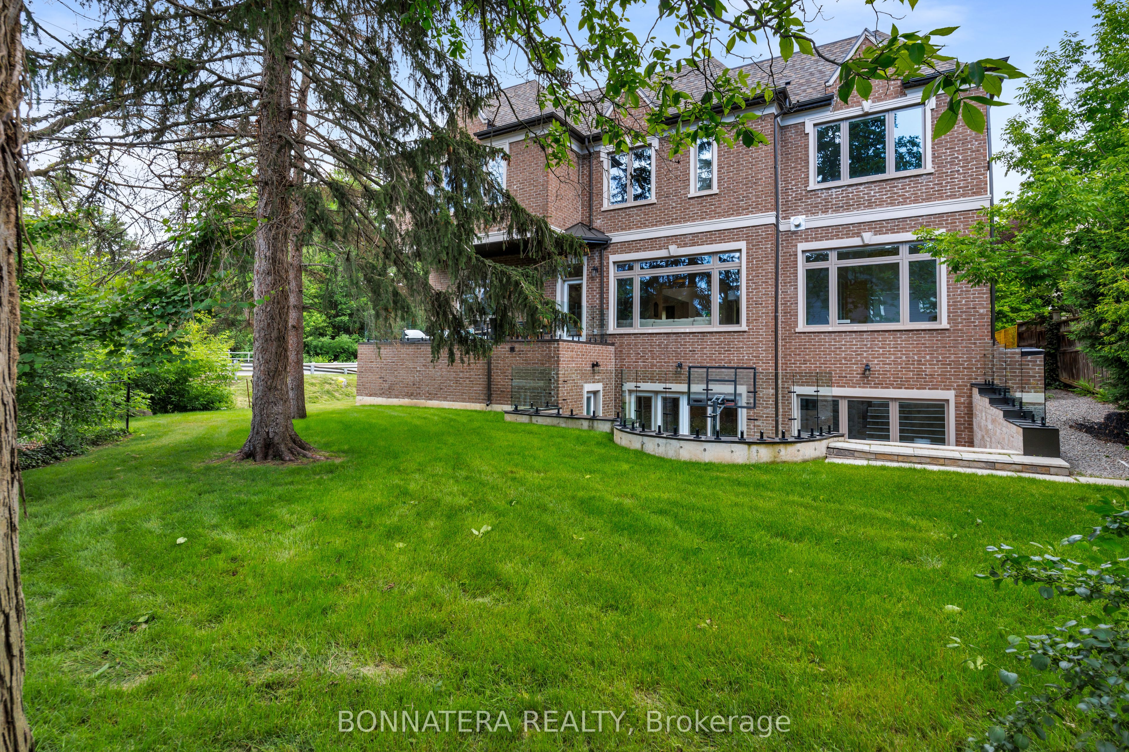1042 Bridge Road Property Photo 19