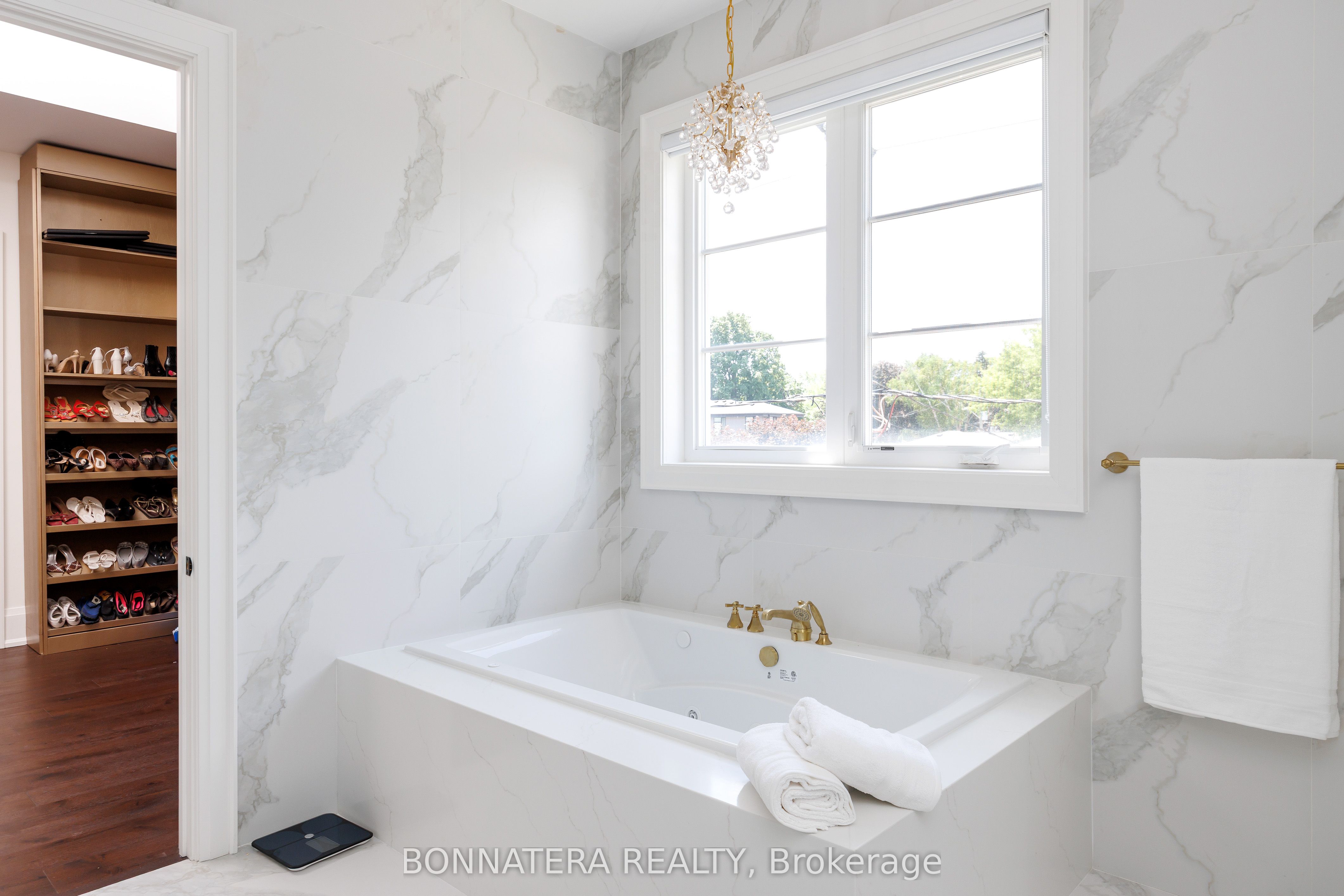 1042 Bridge Road Property Photo 29