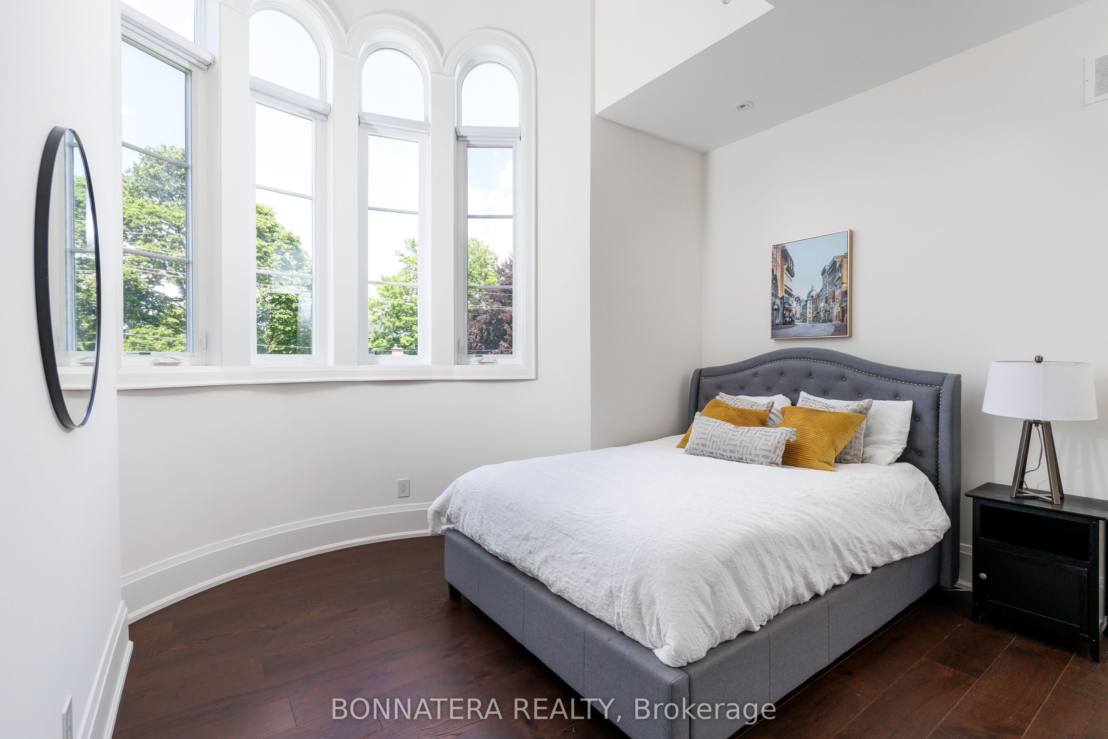 1042 Bridge Road Property Photo 30