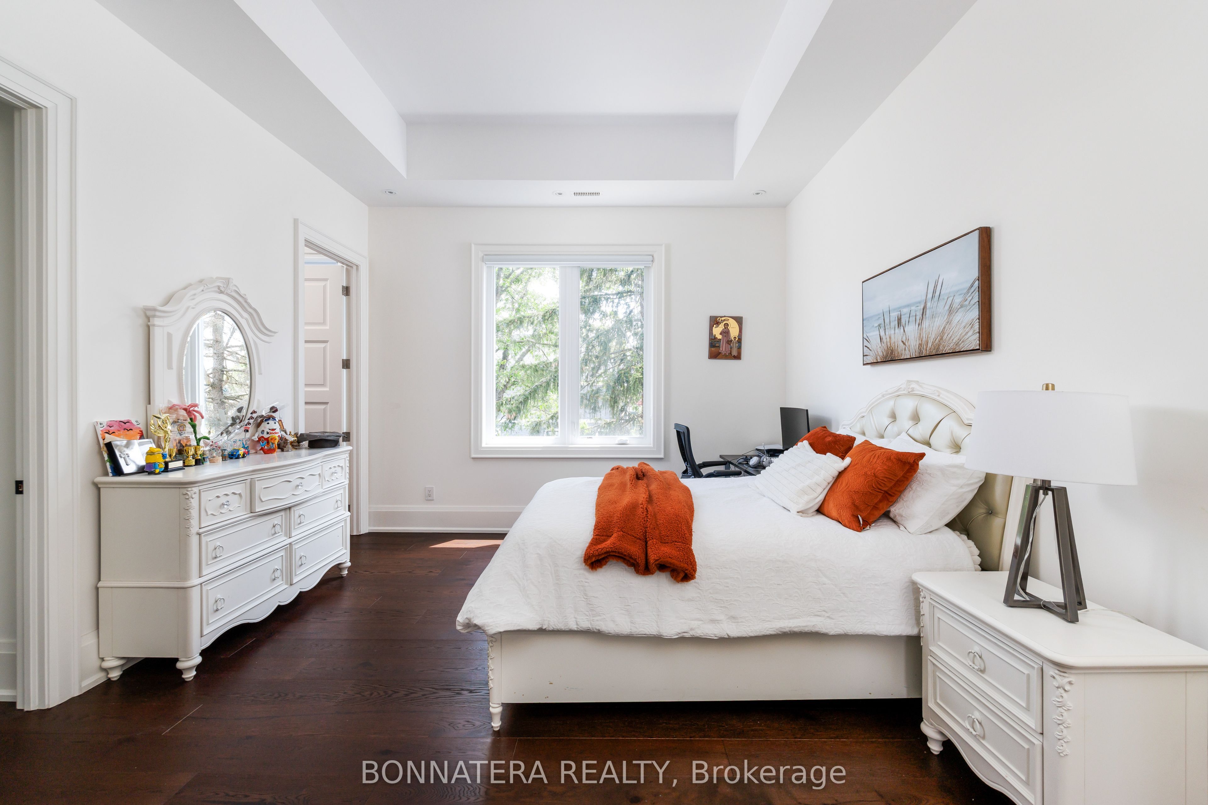 1042 Bridge Road Property Photo 32
