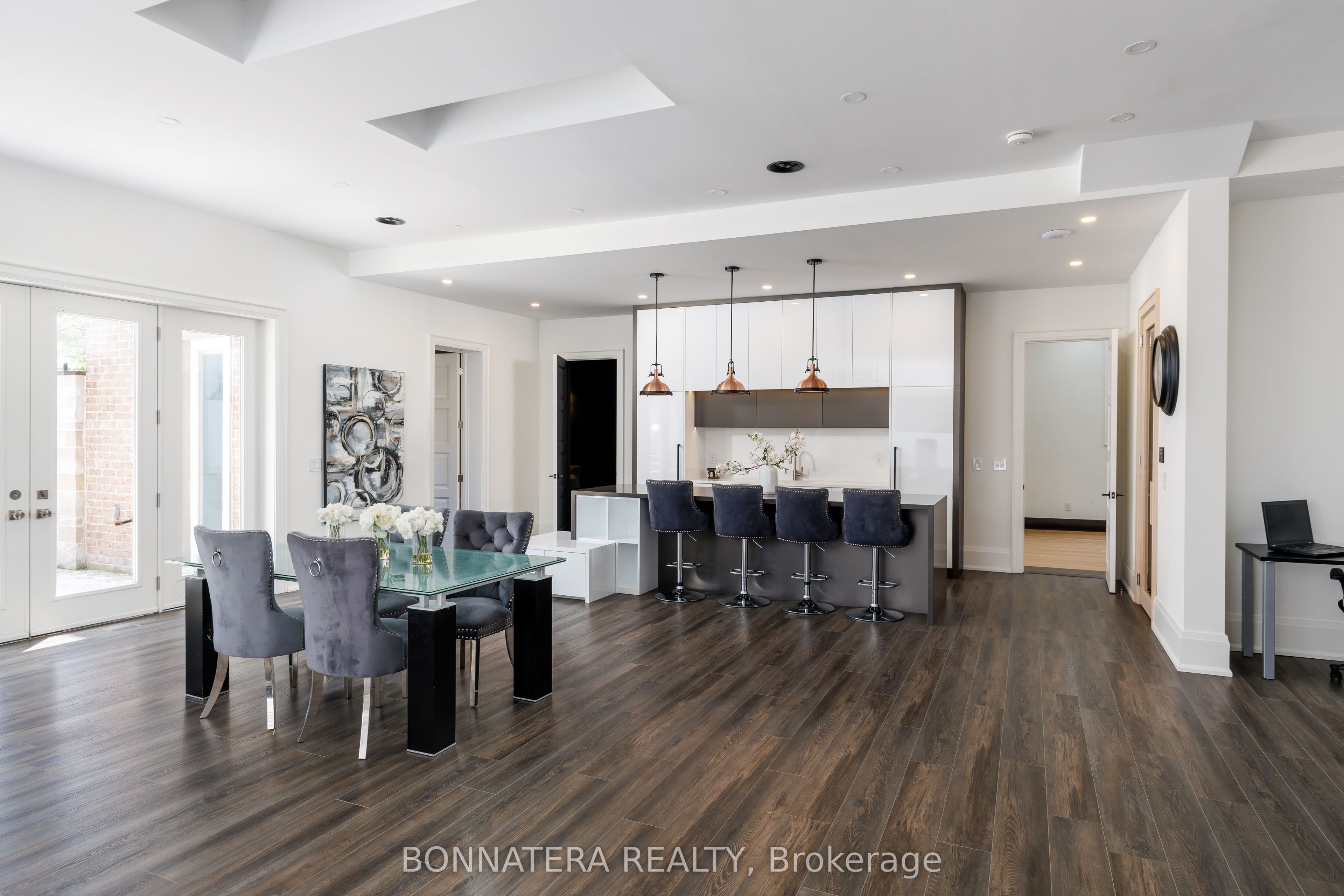 1042 Bridge Road Property Photo 40