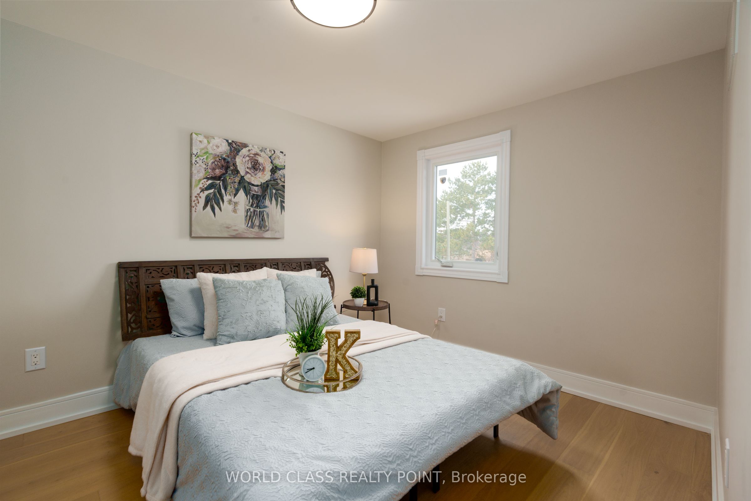 4272 Sawmill Valley Drive Property Photo 14