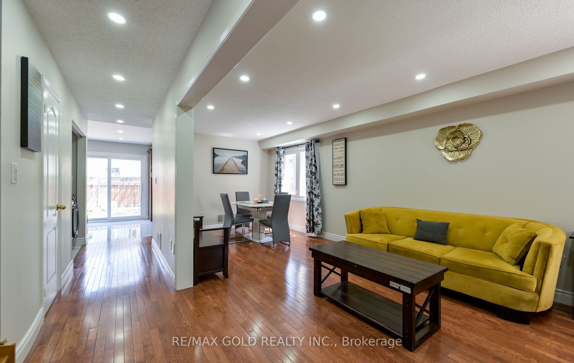 171 Fernforest Drive Property Photo 7
