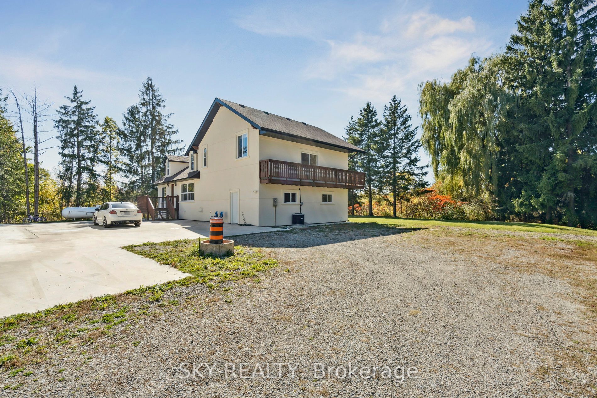 12478 5 Line Property Photo 1