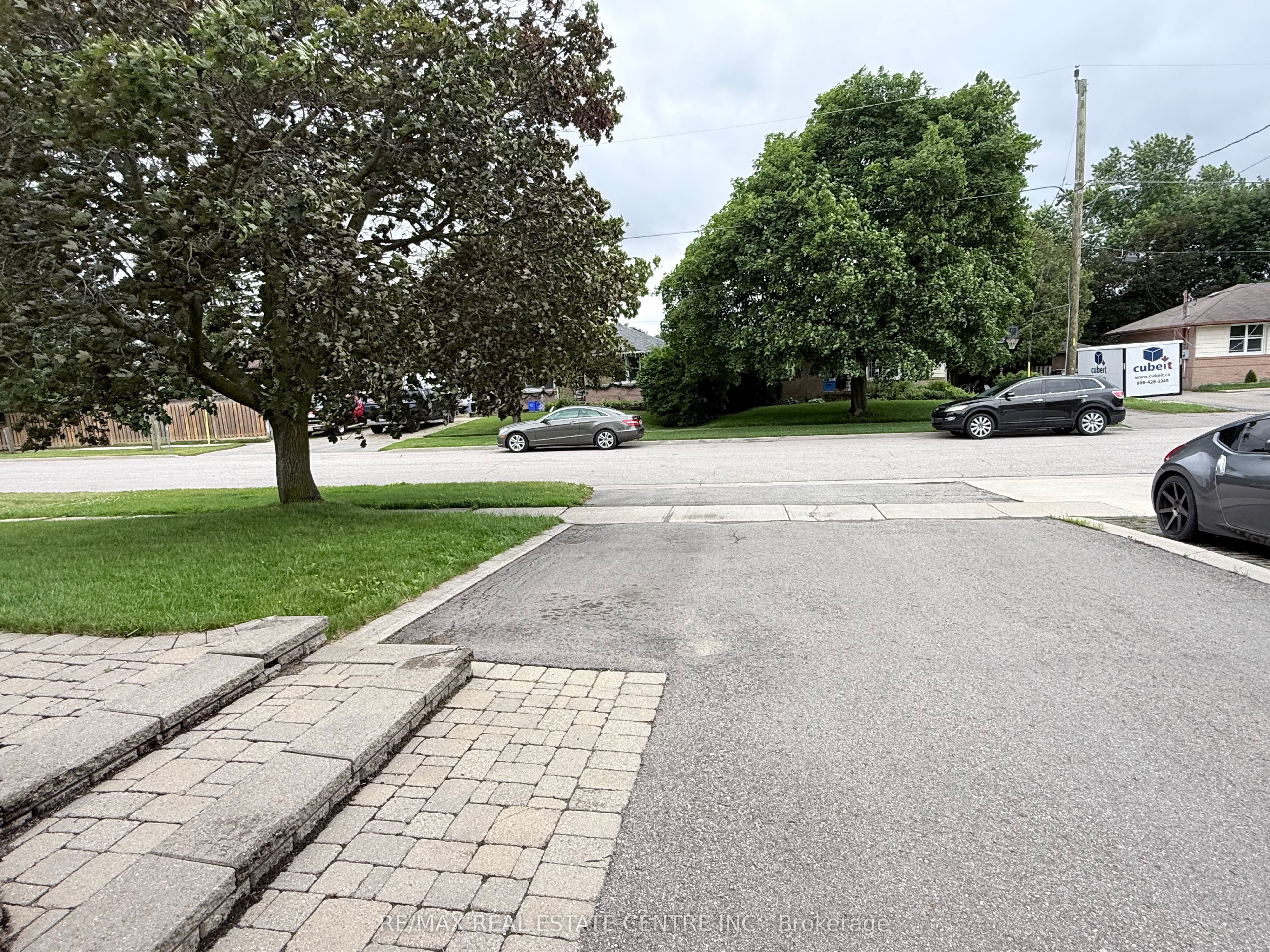 18 Mackenzie Drive Basement Property Photo 4