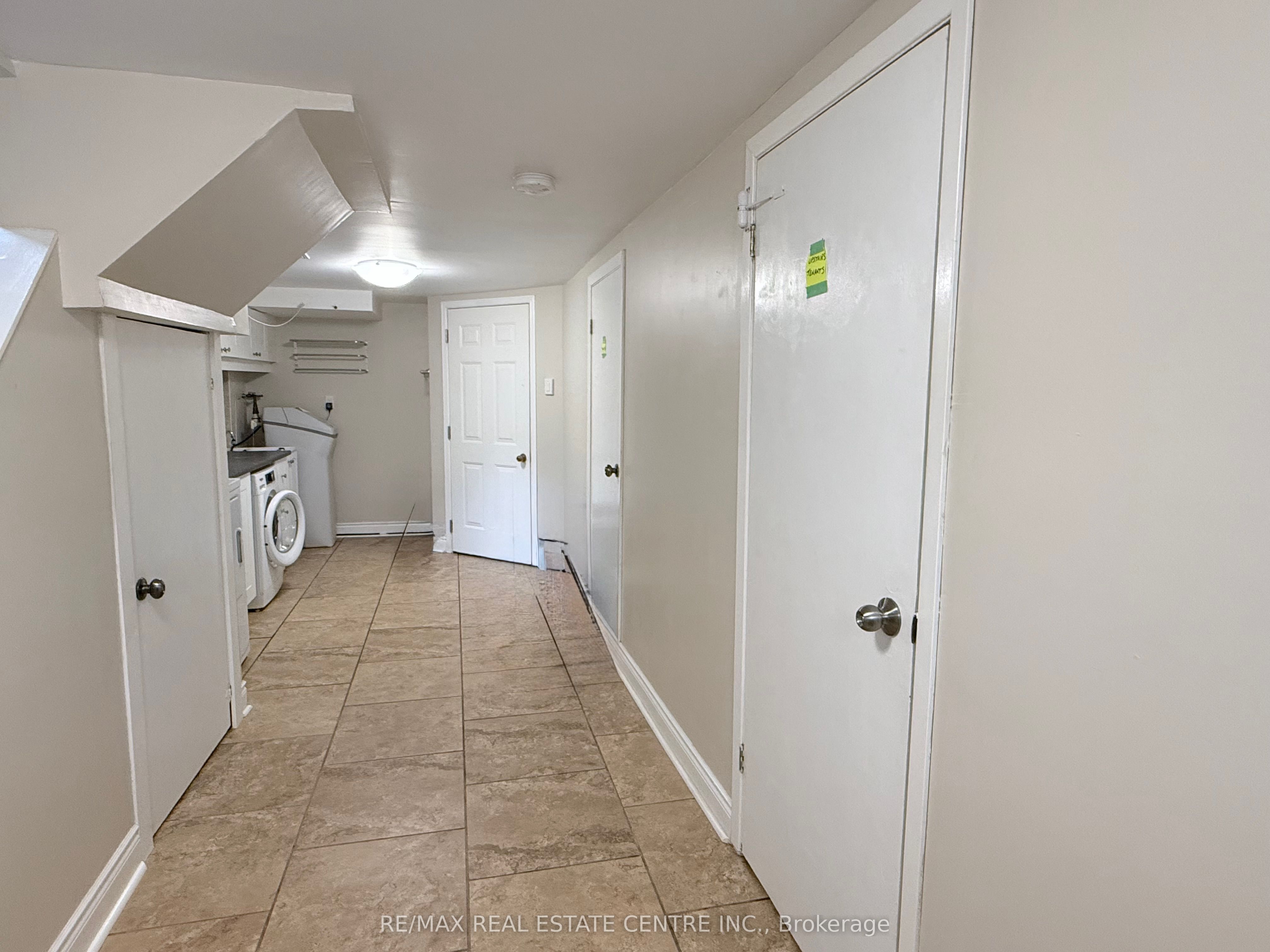 18 Mackenzie Drive Basement Property Photo 16