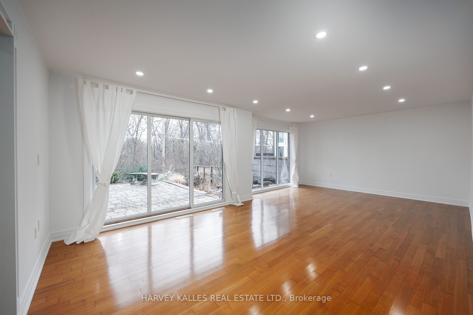 19 Blair Athol Crescent Property Photo 17