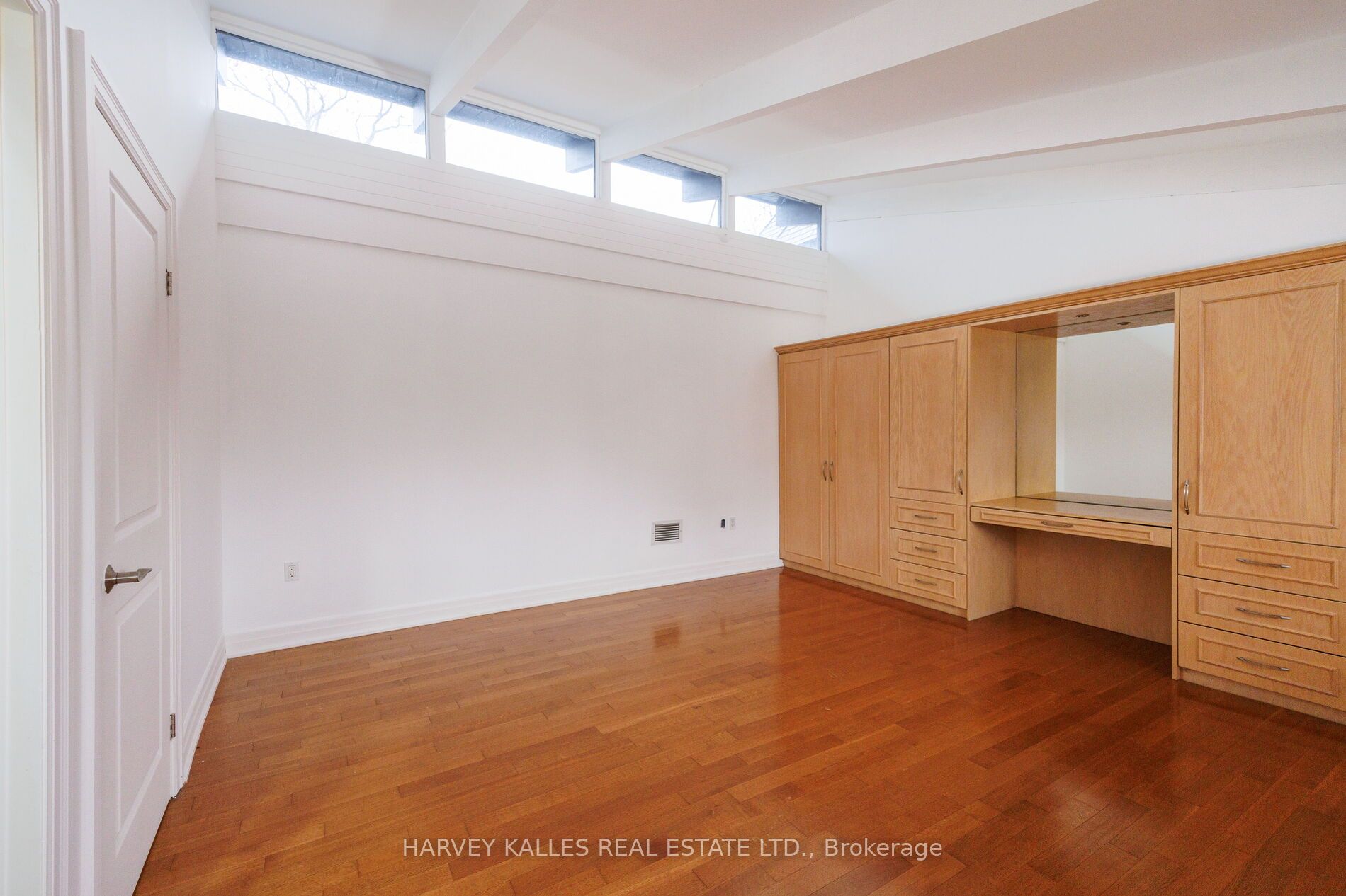 19 Blair Athol Crescent Property Photo 26