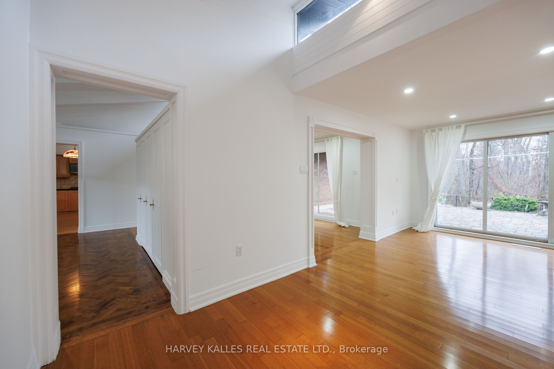 19 Blair Athol Crescent Property Photo 29
