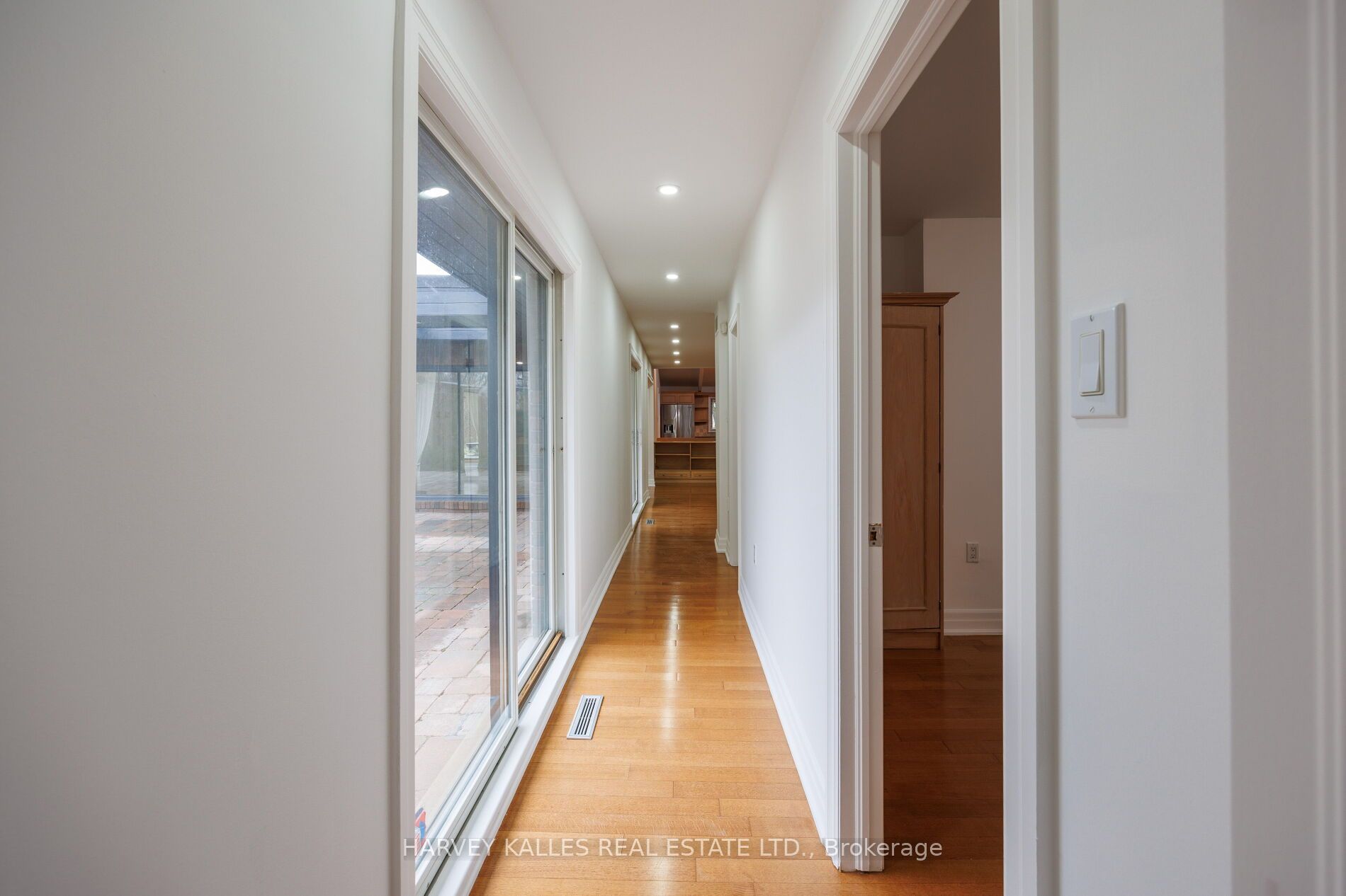 19 Blair Athol Crescent Property Photo 35