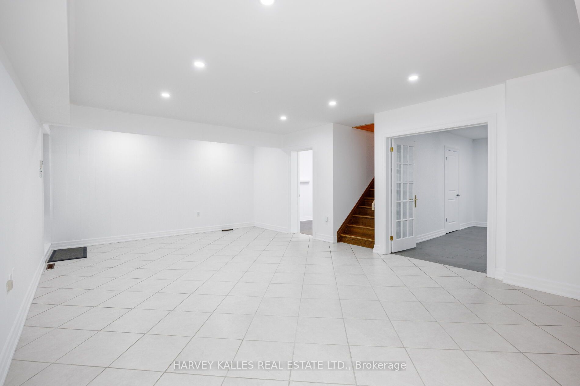 19 Blair Athol Crescent Property Photo 41