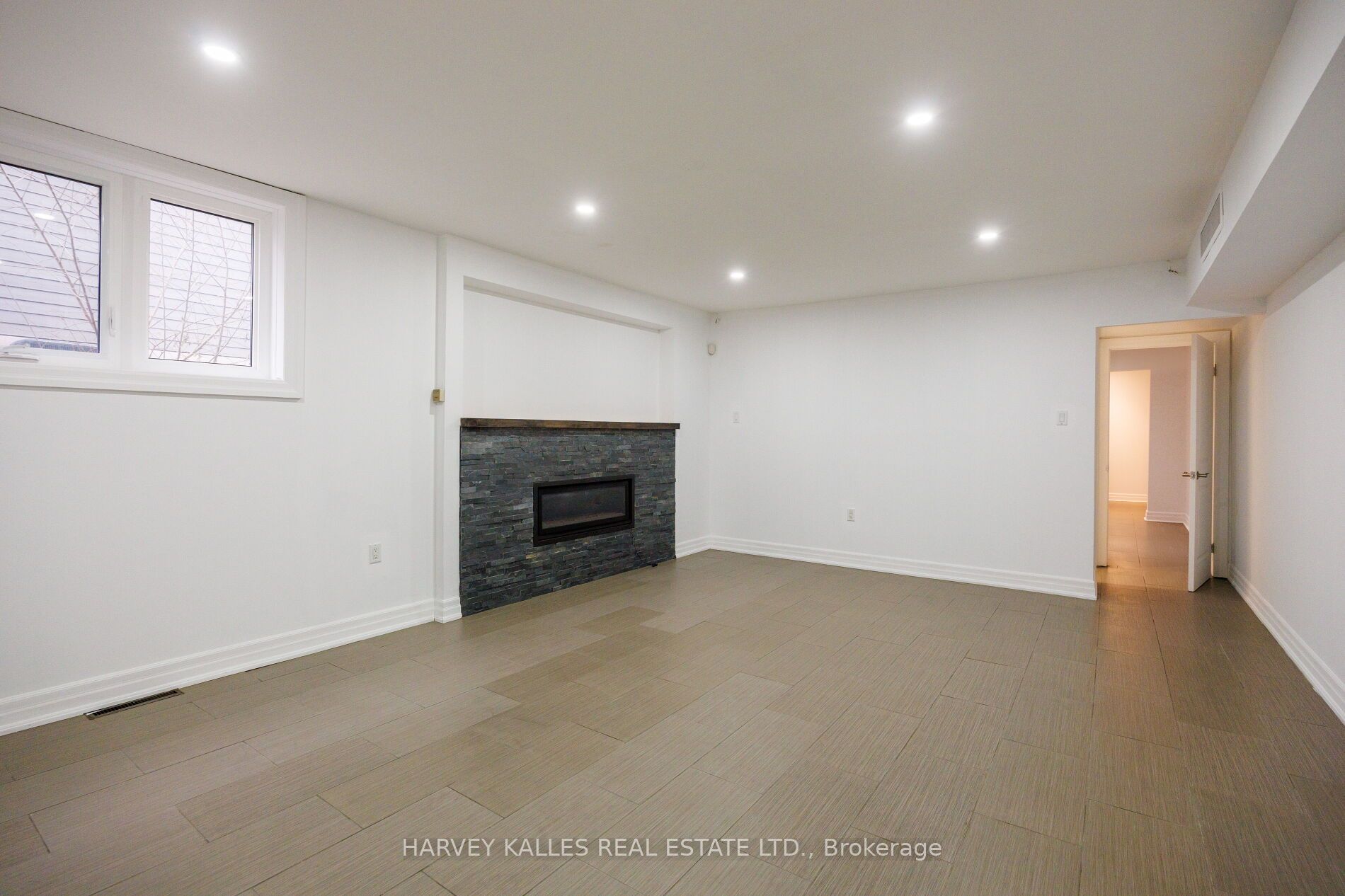 19 Blair Athol Crescent Property Photo 46