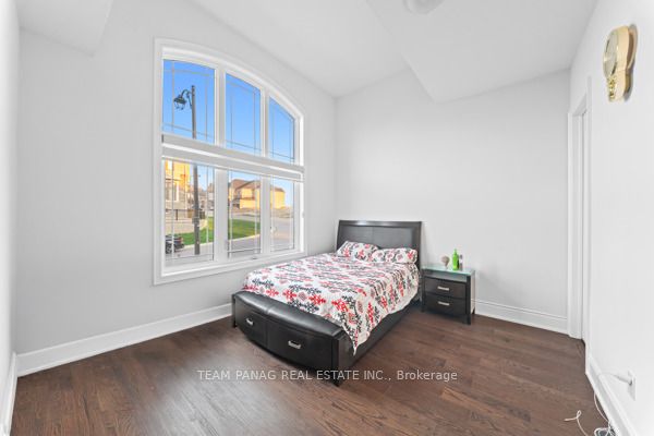 91 Raspberry Ridge Avenue Property Photo 37