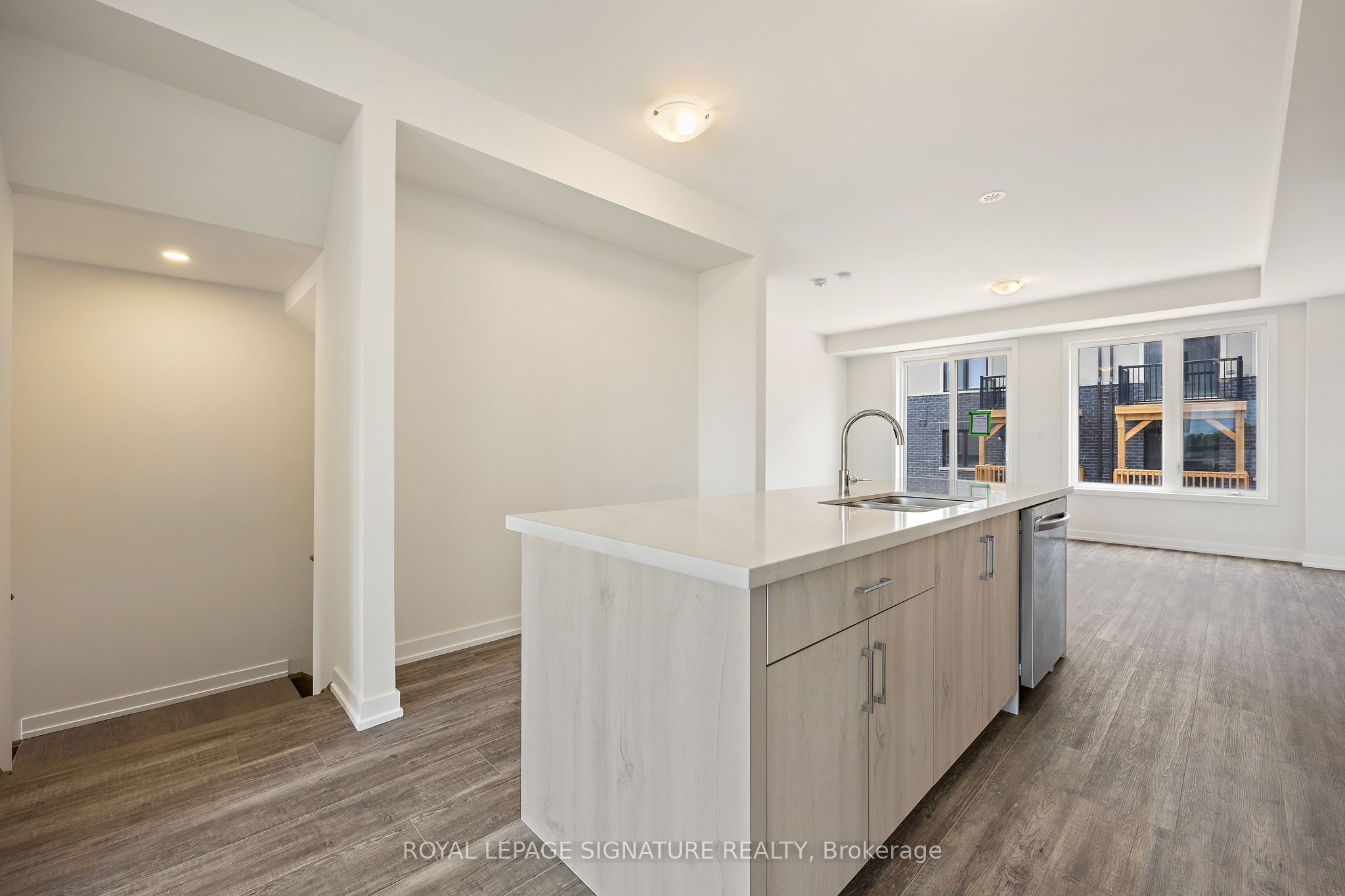 1353 Shevchenko Boulevard Property Photo 8