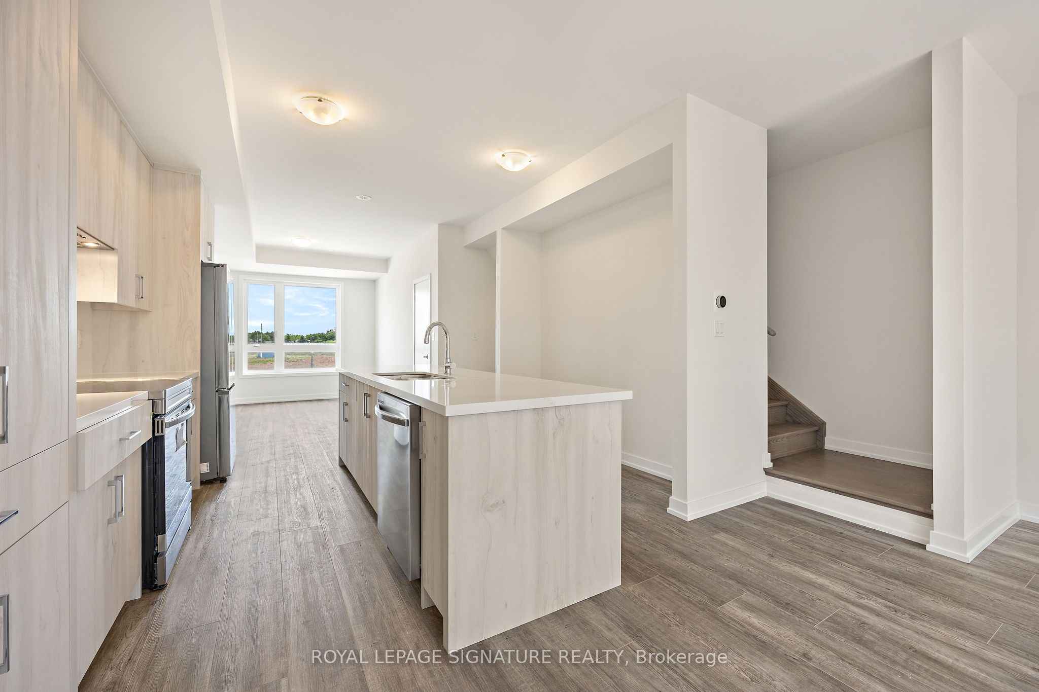 1353 Shevchenko Boulevard Property Photo 9