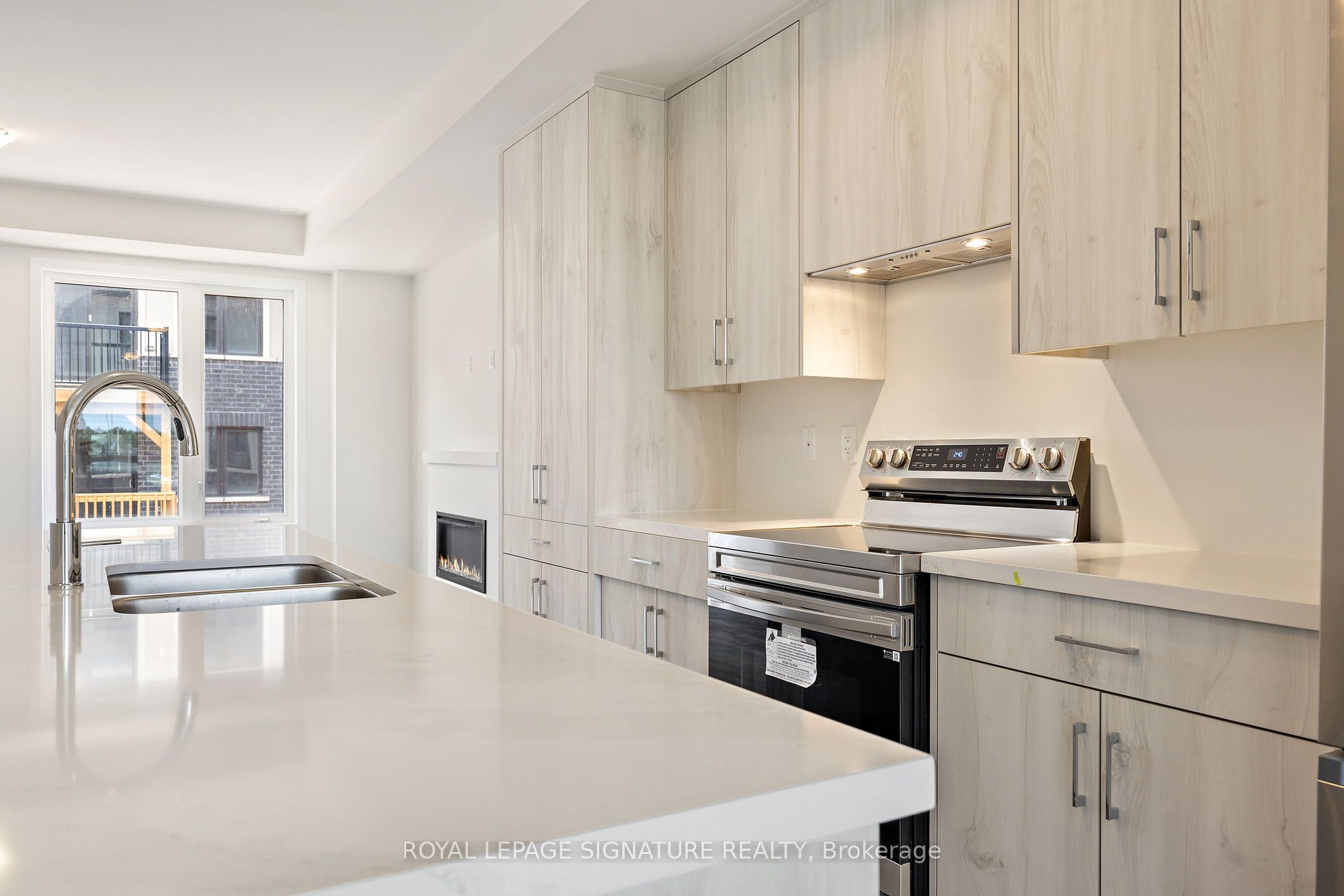 1353 Shevchenko Boulevard Property Photo 11