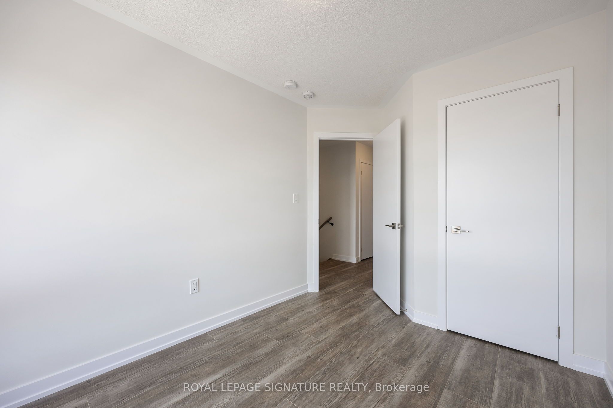 1353 Shevchenko Boulevard Property Photo 20