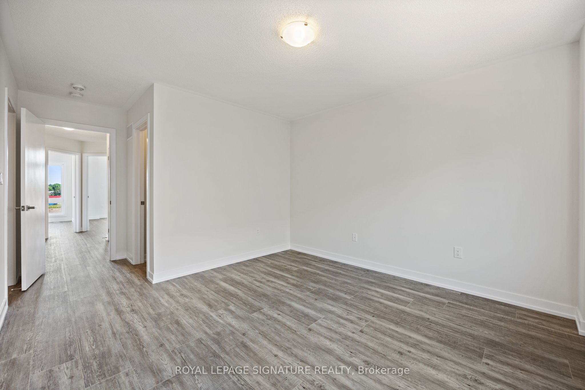 1353 Shevchenko Boulevard Property Photo 24