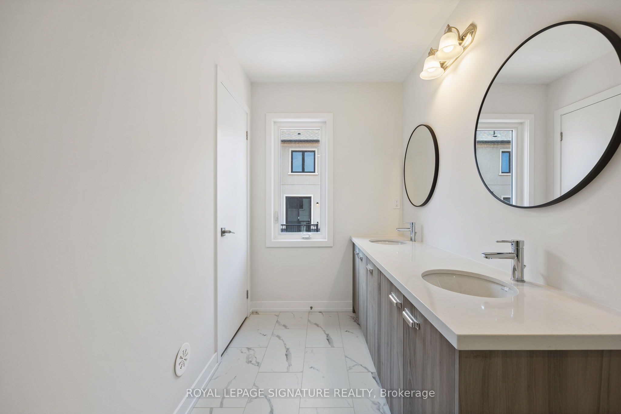 1353 Shevchenko Boulevard Property Photo 28