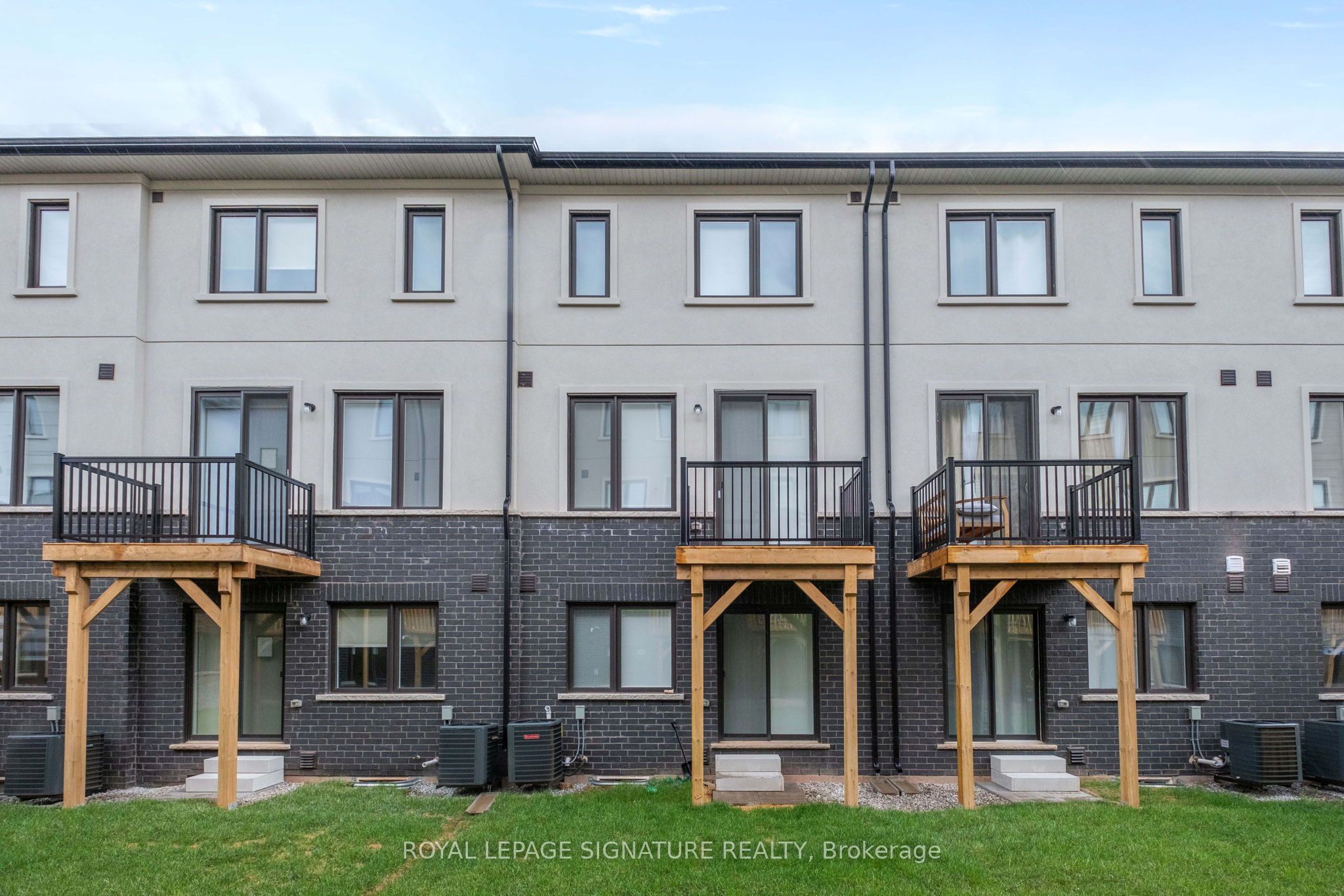 1353 Shevchenko Boulevard Property Photo 36