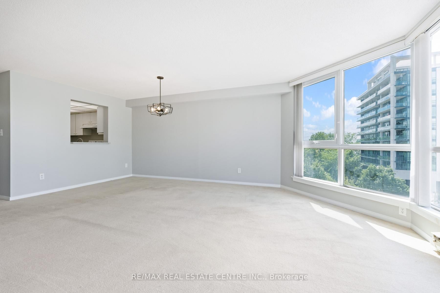 26 Hall Road 406 Property Photo 12
