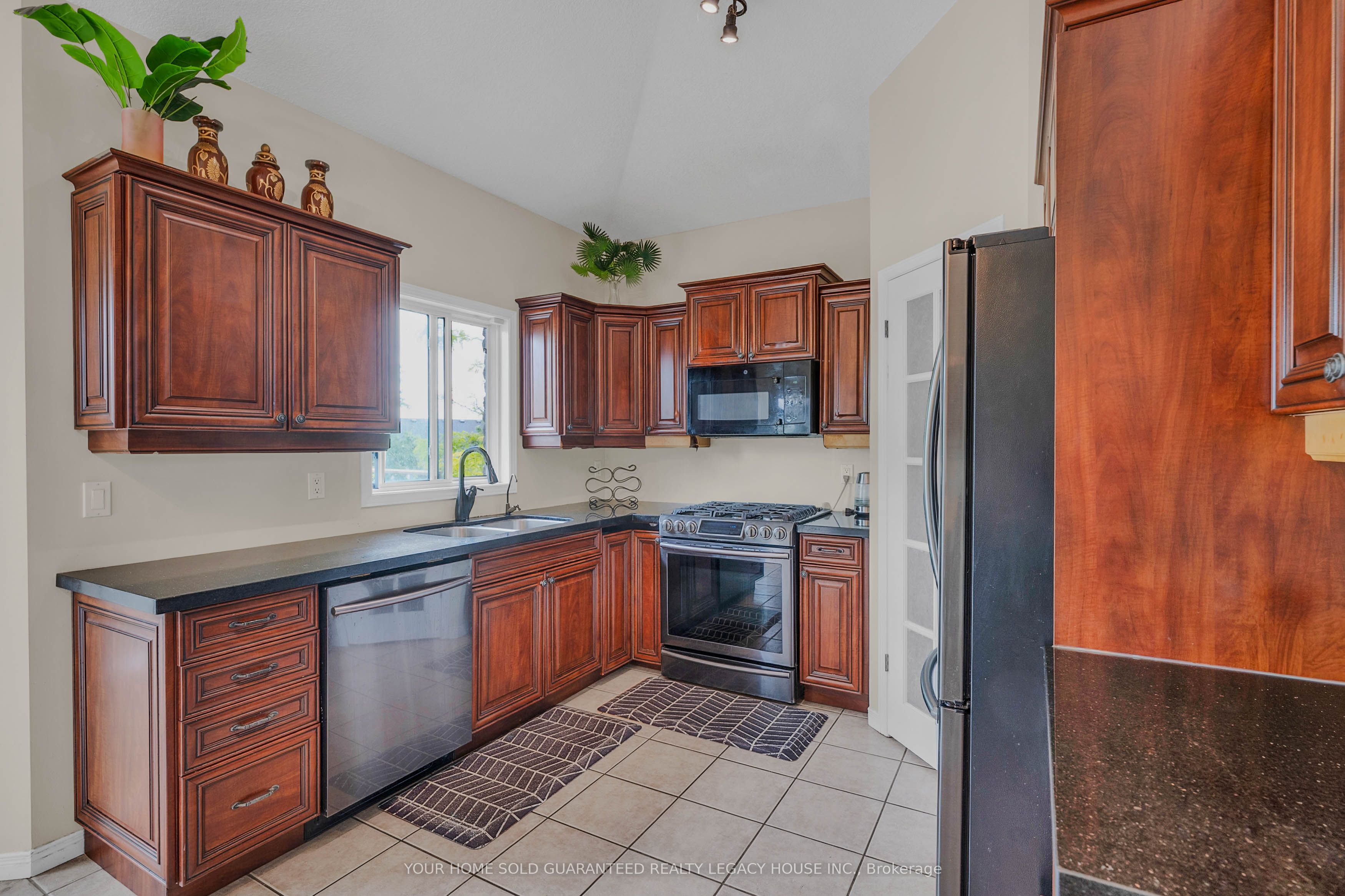 29 Cameron Court Property Photo 13
