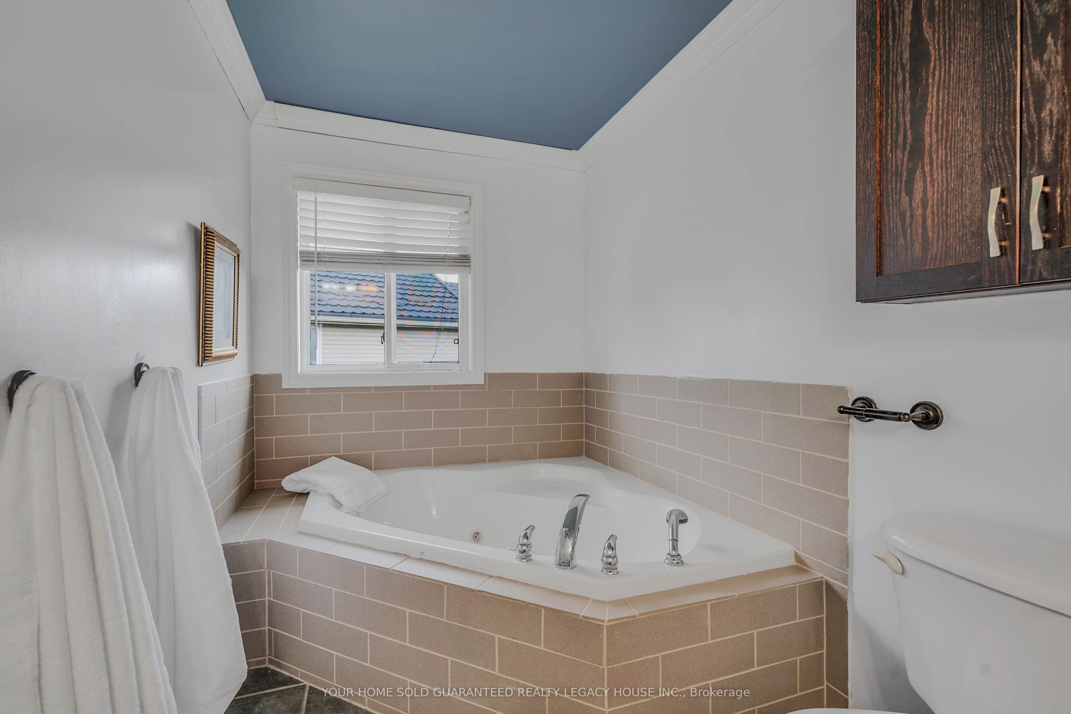 29 Cameron Court Property Photo 20