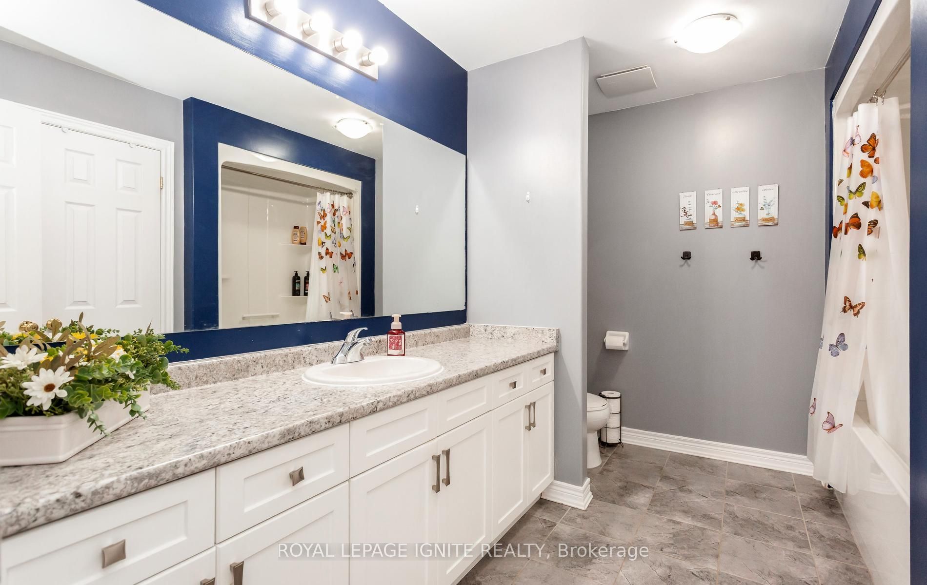 114 Parkinson Crescent Property Photo 28