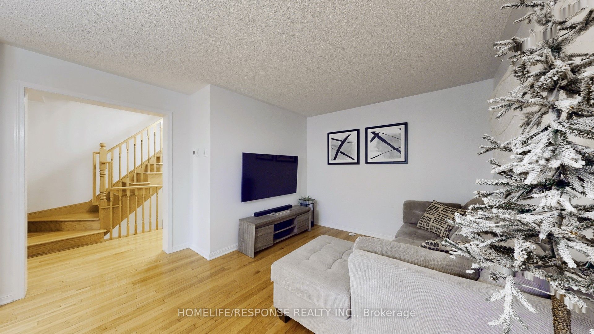 931 Deverell Place Property Photo 6