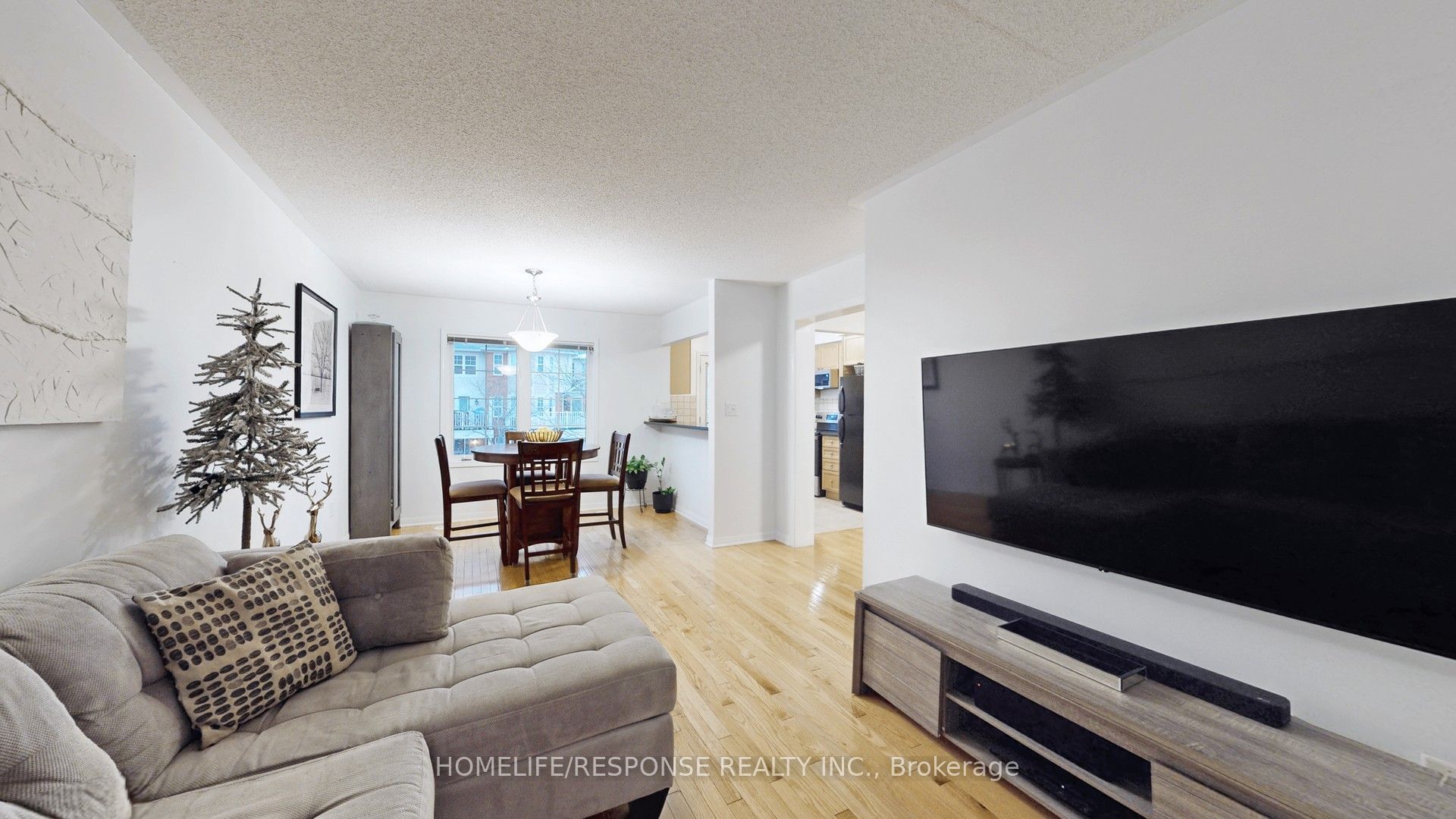 931 Deverell Place Property Photo 7