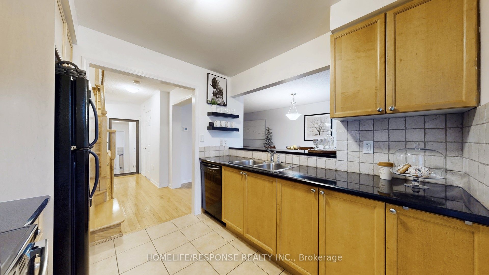 931 Deverell Place Property Photo 16