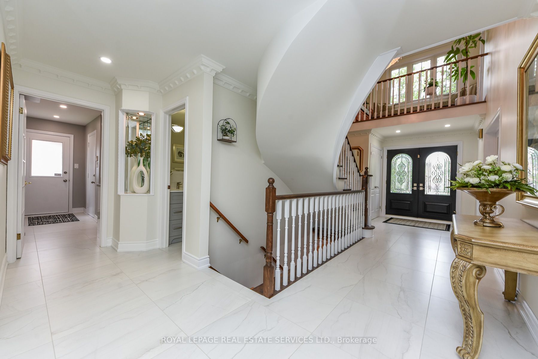 1338 Chalfield Drive Property Photo 6