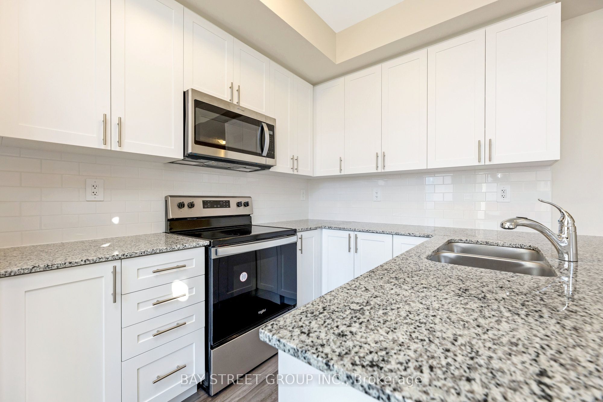 1573 Rose Way 111 Property Photo 5