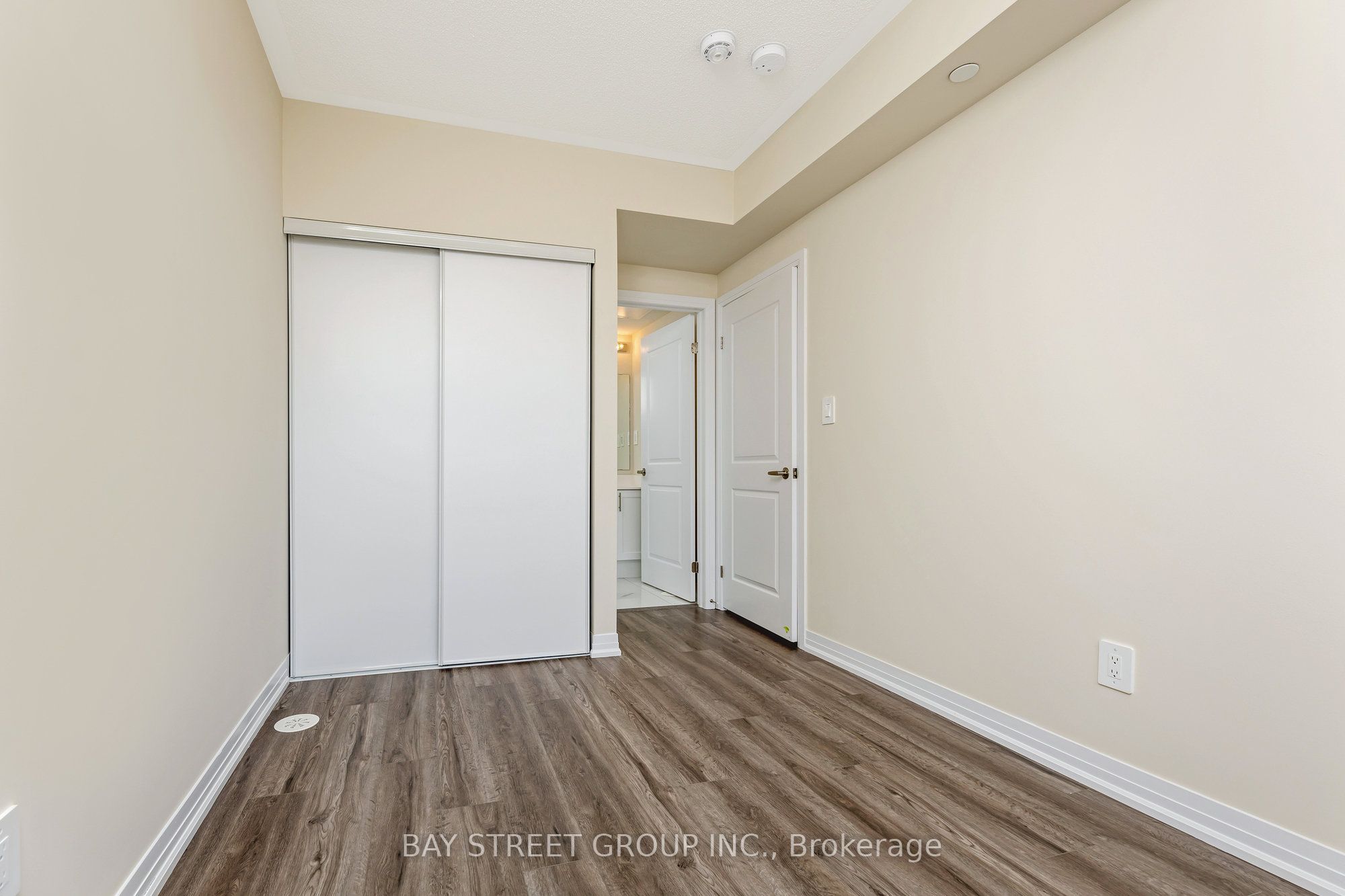 1573 Rose Way 111 Property Photo 16