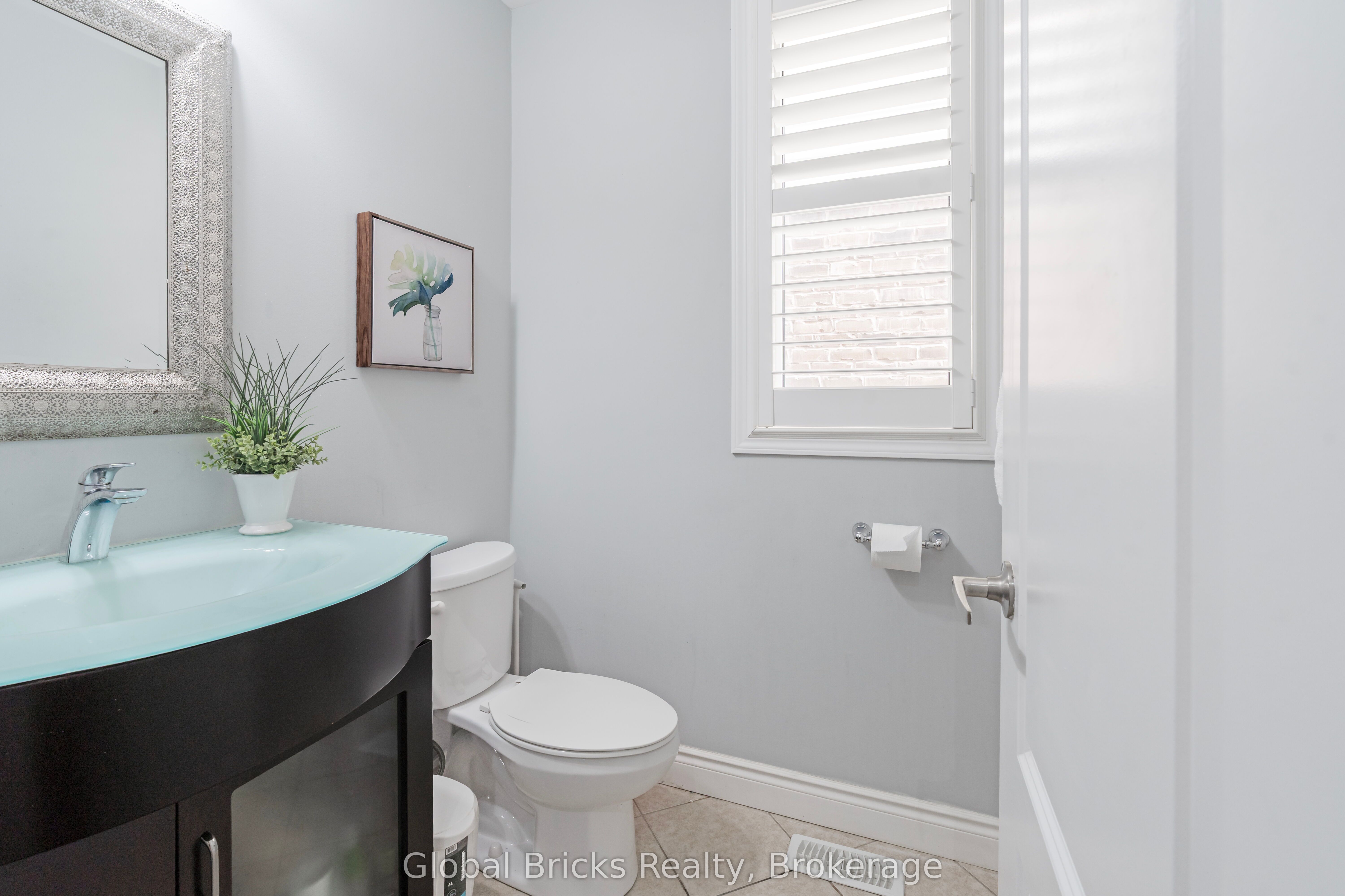 495 Blinco Terrace Property Photo 6