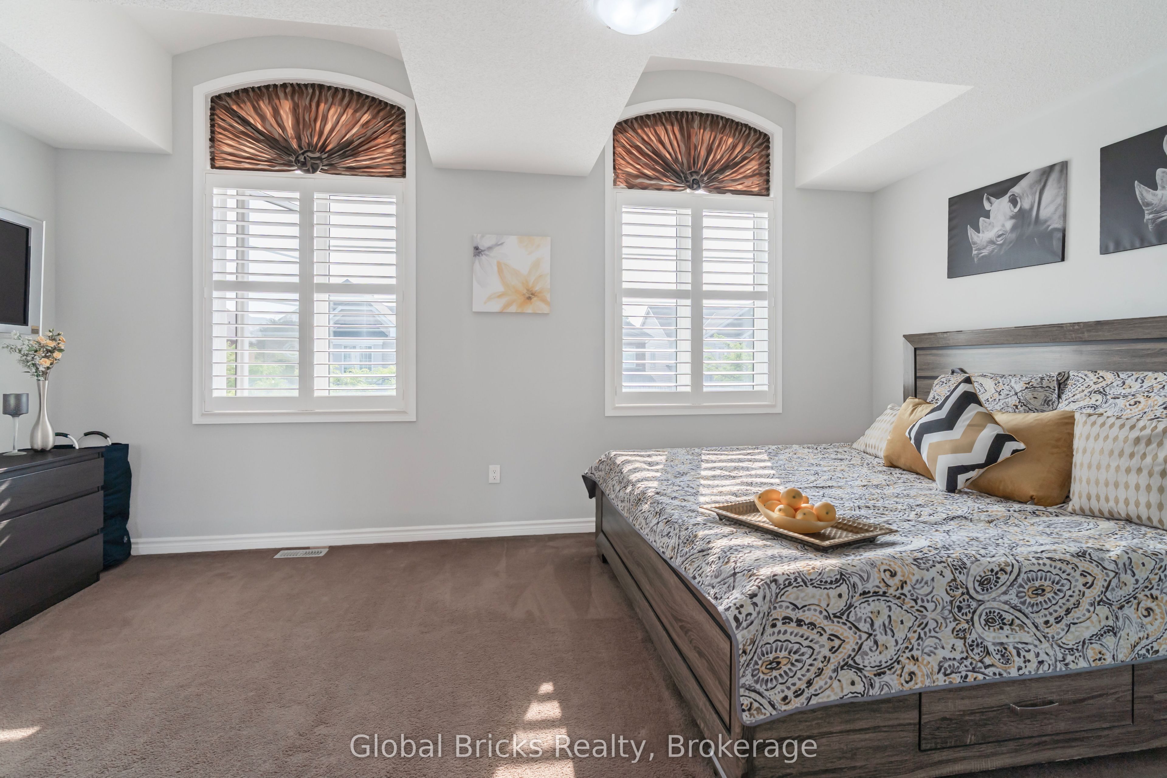 495 Blinco Terrace Property Photo 28